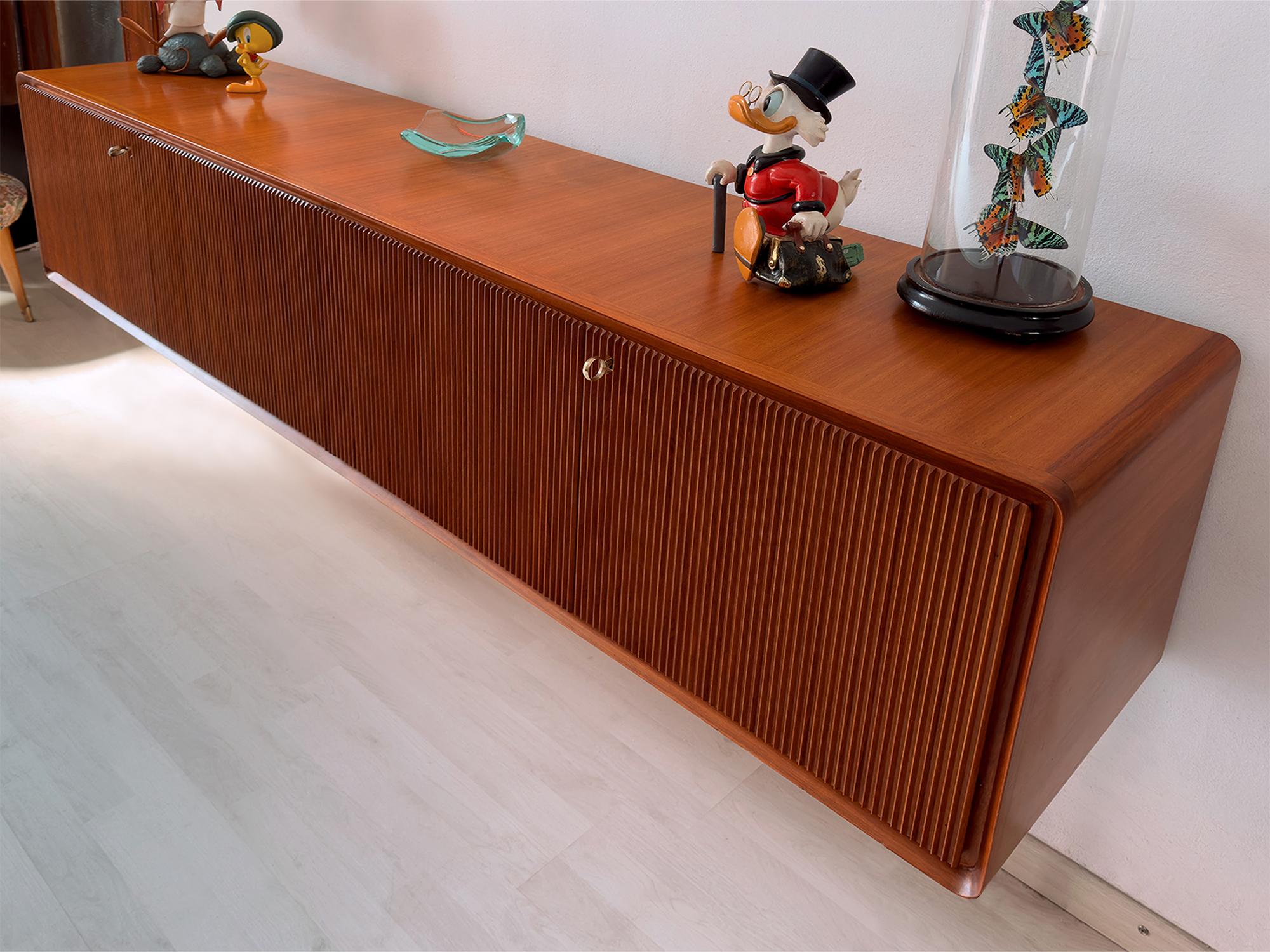 20th Century Italian Mid-Century Wall mounted Sideboard by La Permanente Mobili Cantù, 1950s