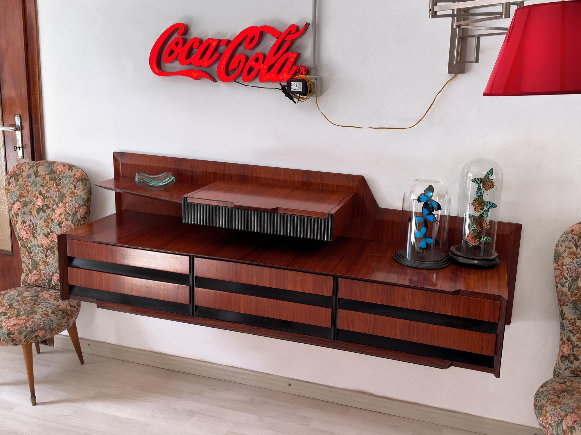 Italian Mid-Century Wall Mounted Sideboard with Drawers by Vittorio Dassi, 1950s In Good Condition In Traversetolo, IT