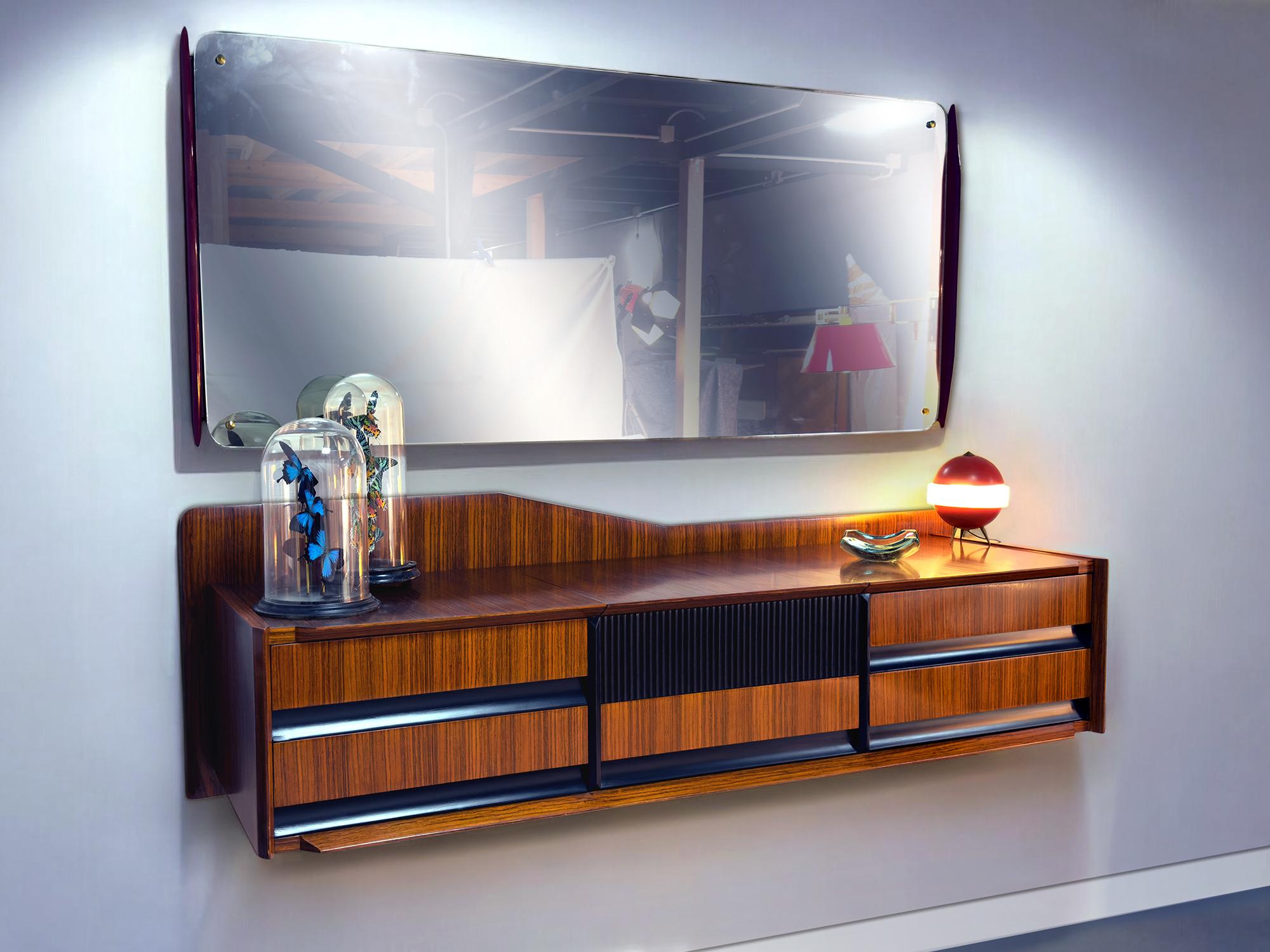 Italienisches wandmontiertes Sideboard mit Spiegel von Vittorio Dassi, 1950er Jahre im Angebot 7