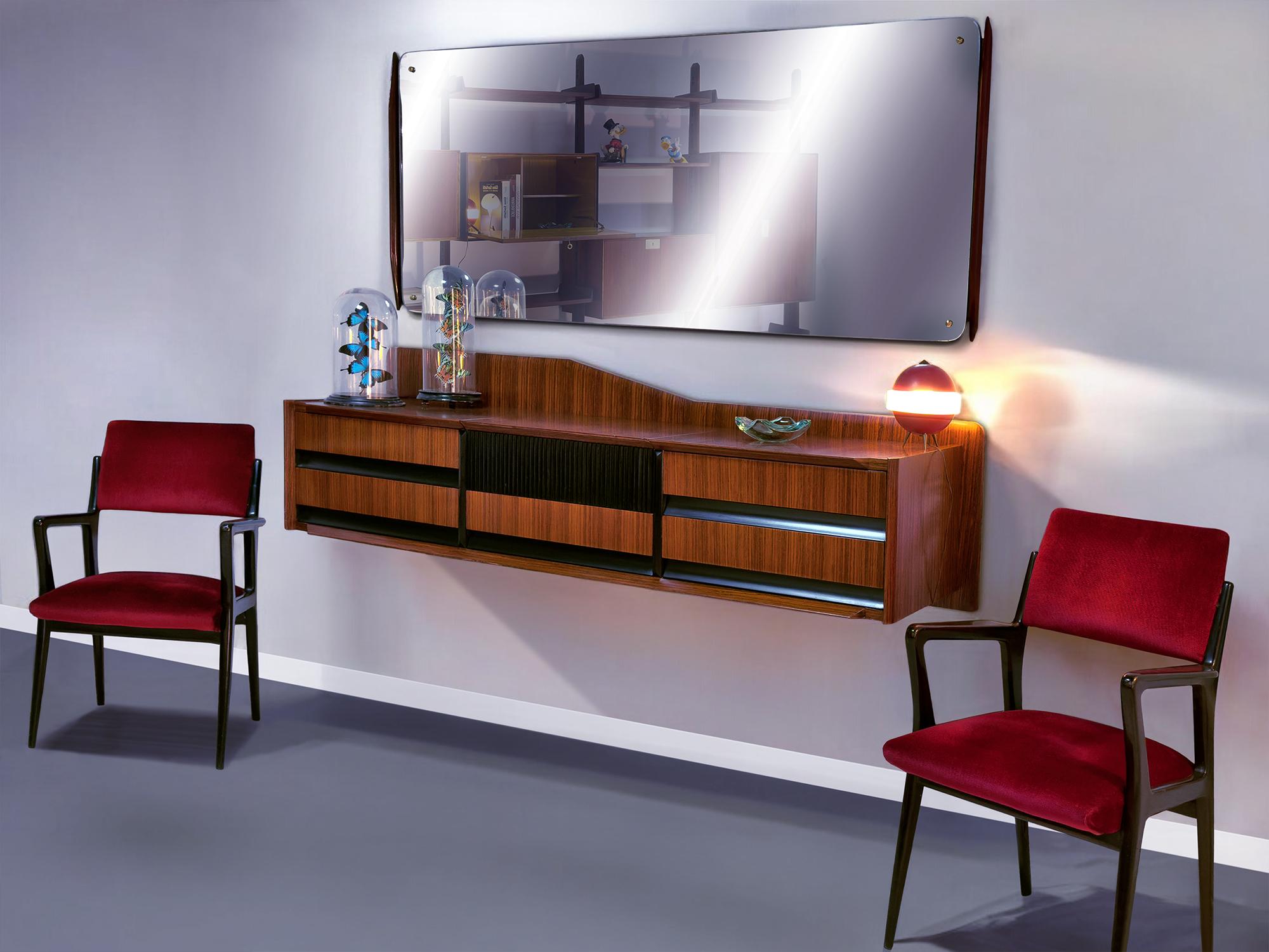 Italienisches wandmontiertes Sideboard mit Spiegel von Vittorio Dassi, 1950er Jahre (Italian) im Angebot