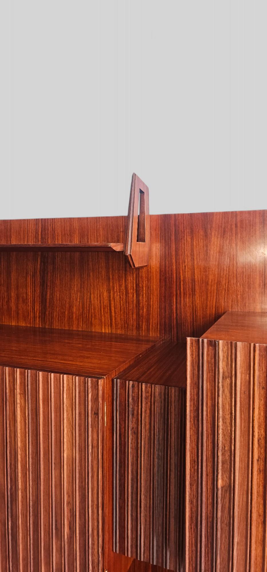 Italian Mid-Century Wall Sideboard or Cabinet Bar attributed to Vittorio Dassi For Sale 6