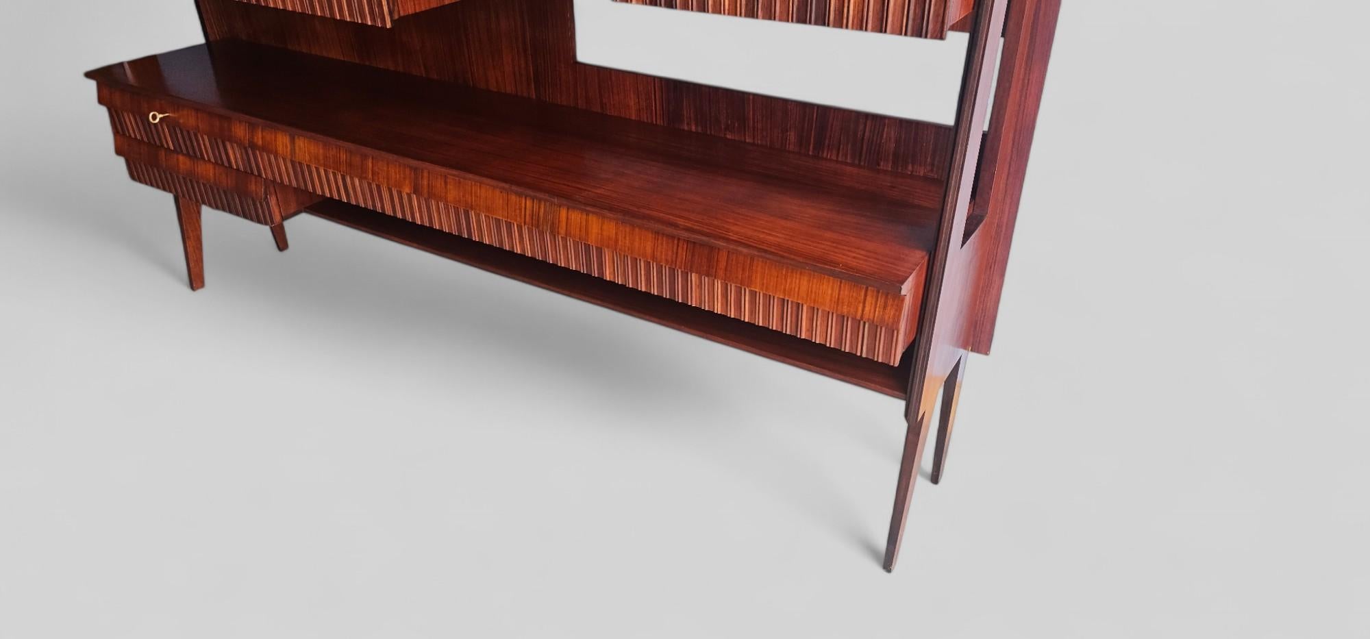 Italian Mid-Century Wall Sideboard or Cabinet Bar attributed to Vittorio Dassi For Sale 8