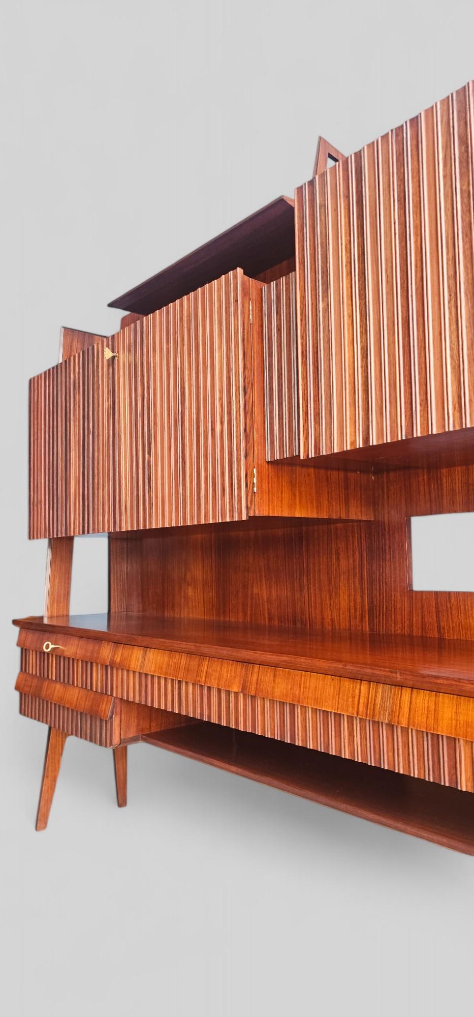Italian Mid-Century Wall Sideboard or Cabinet Bar attributed to Vittorio Dassi For Sale 11