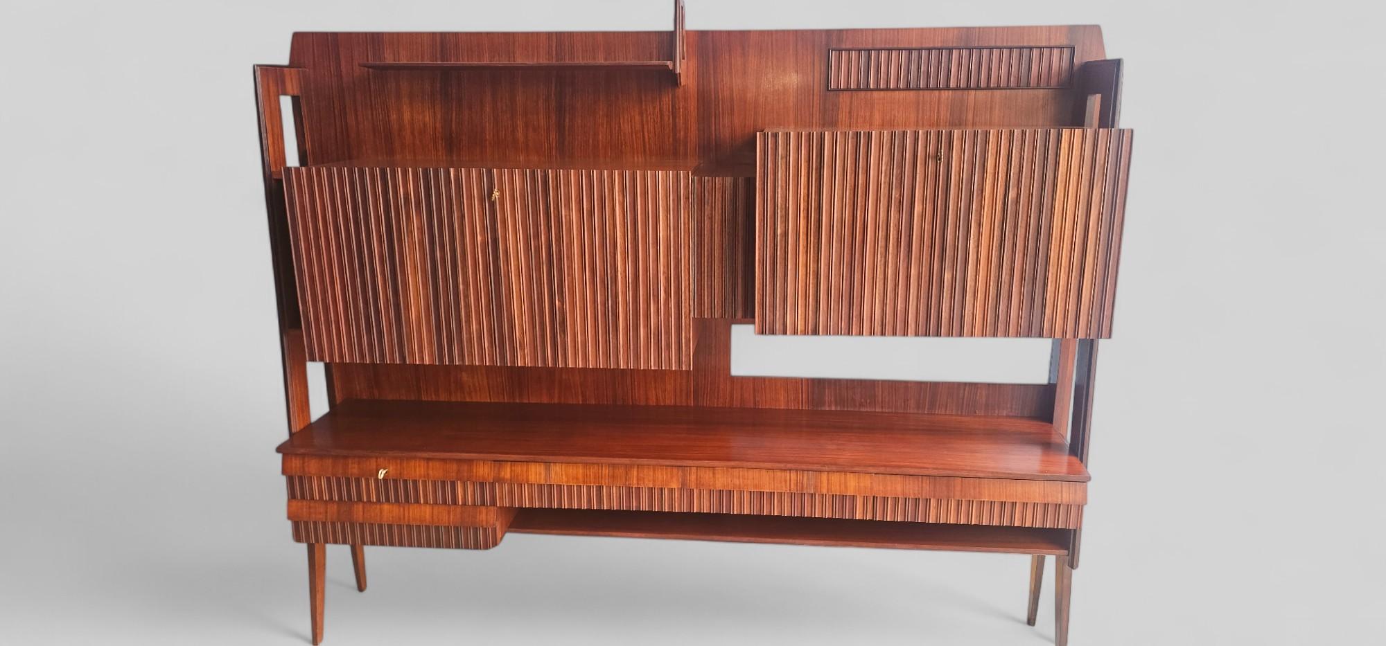 Italian Mid-Century Wall Sideboard or Cabinet Bar attributed to Vittorio Dassi For Sale 13