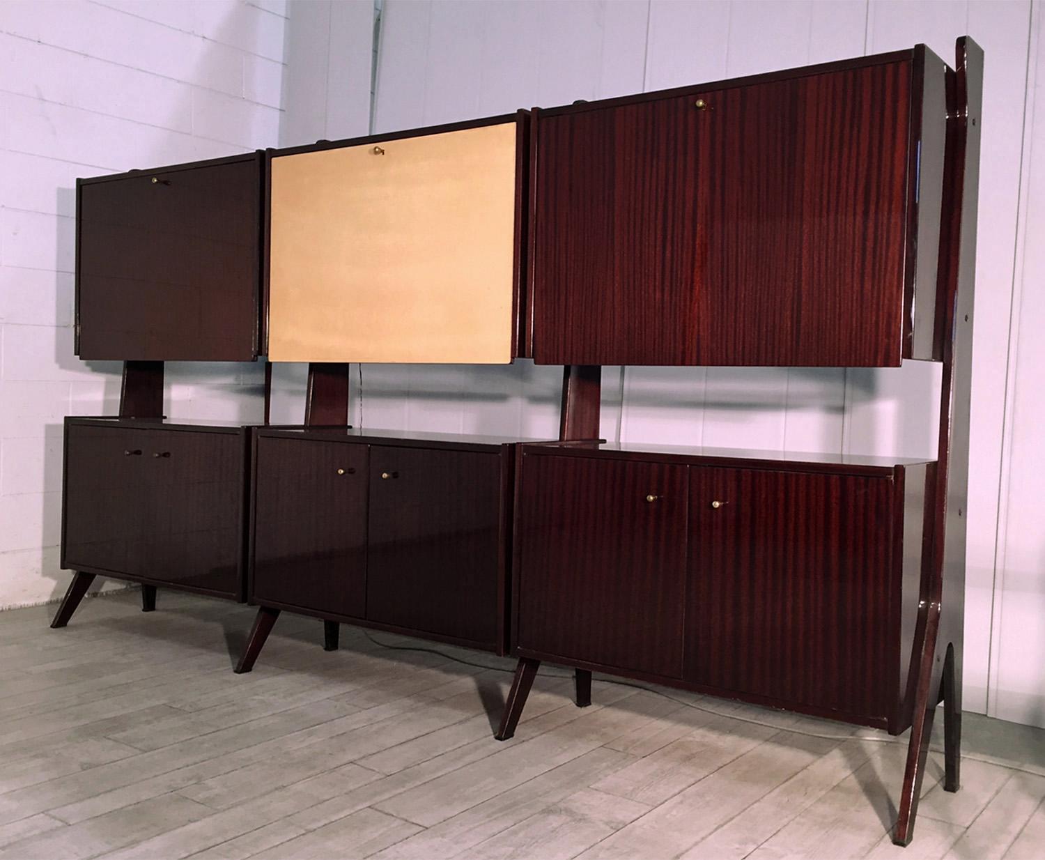 Italian Mid-Century Wall Unit Bookcase and Bar Cabinet Paolo Buffa style, 1950s 1