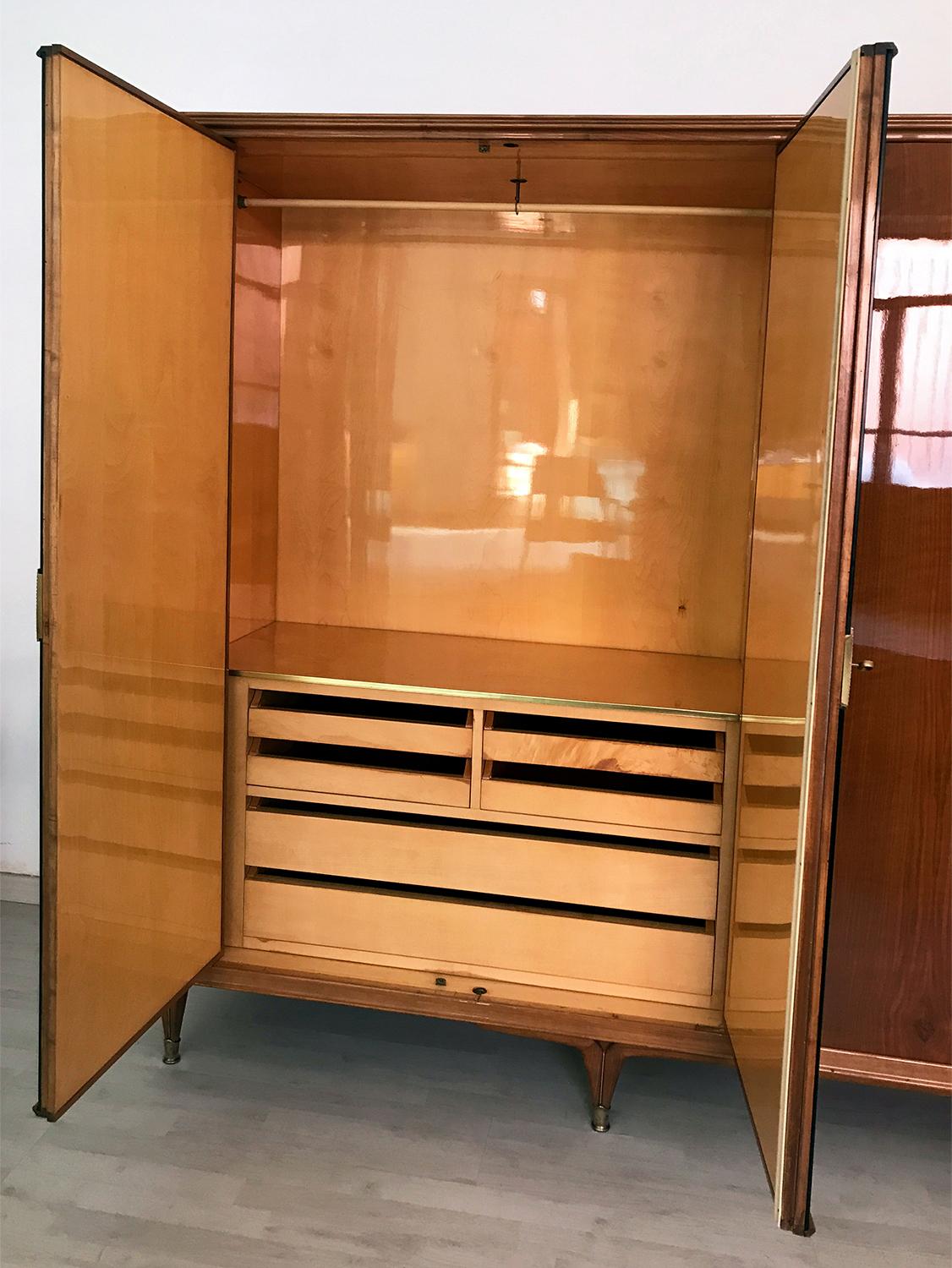 Paolo Buffa Mid-Century Walnut Armoire with Inlays and Mirrors, 1950s 11