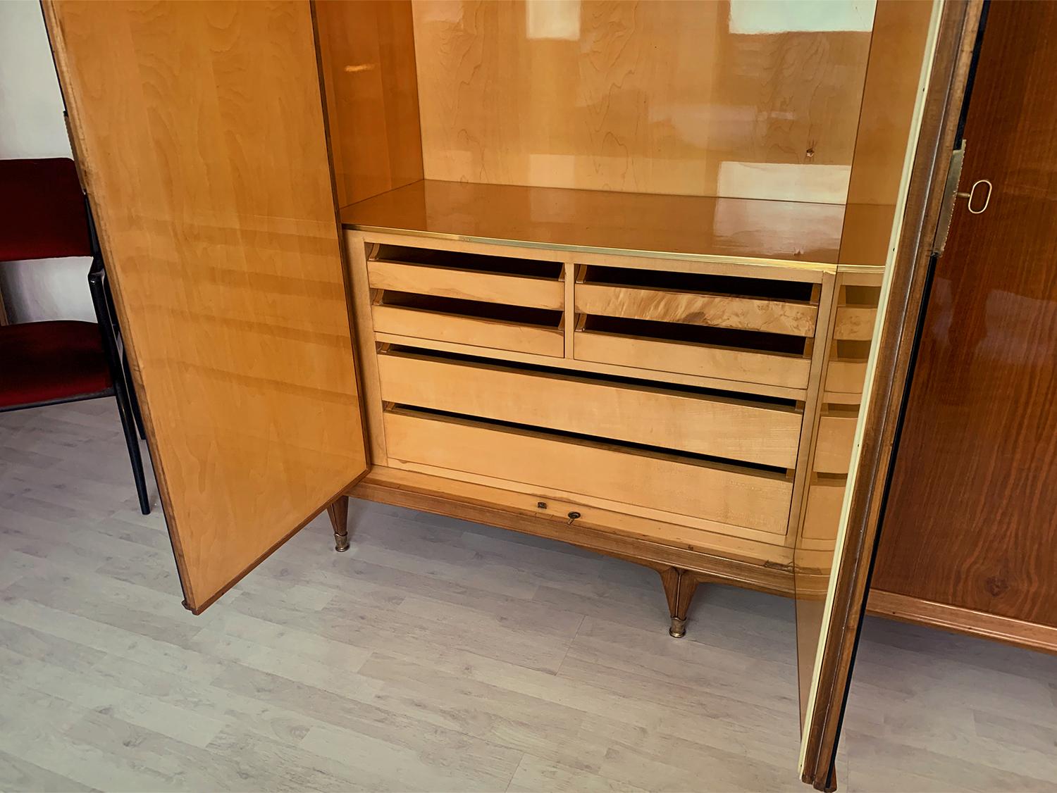 Paolo Buffa Mid-Century Walnut Armoire with Inlays and Mirrors, 1950s 12