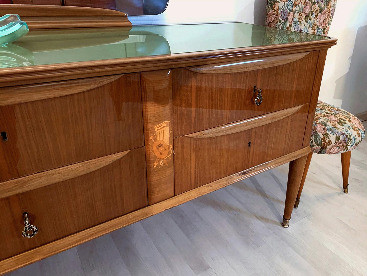 Paolo Buffa Mid-Century Walnut Chest of Drawers with Inlays and Mirror, 1950s For Sale 12