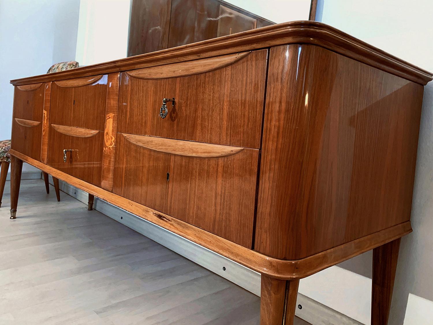 Mid-20th Century Paolo Buffa Mid-Century Walnut Chest of Drawers with Inlays and Mirror, 1950s For Sale