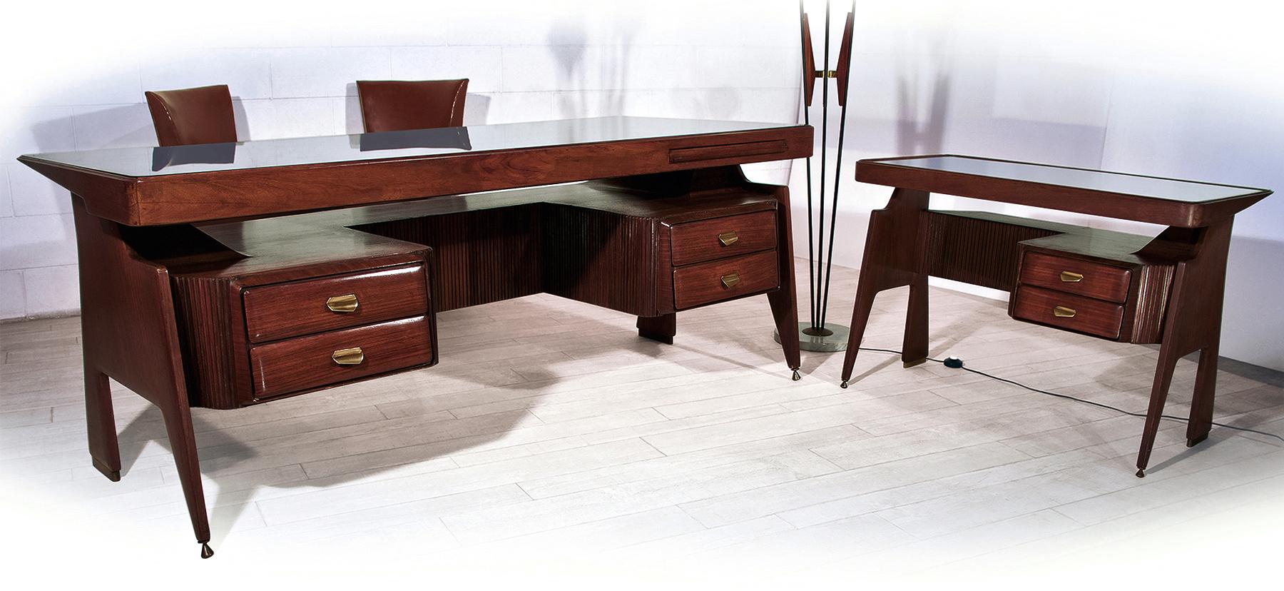 Italian Mid-Century Walnut Writing Desk by Vittorio Dassi, 1950s 6