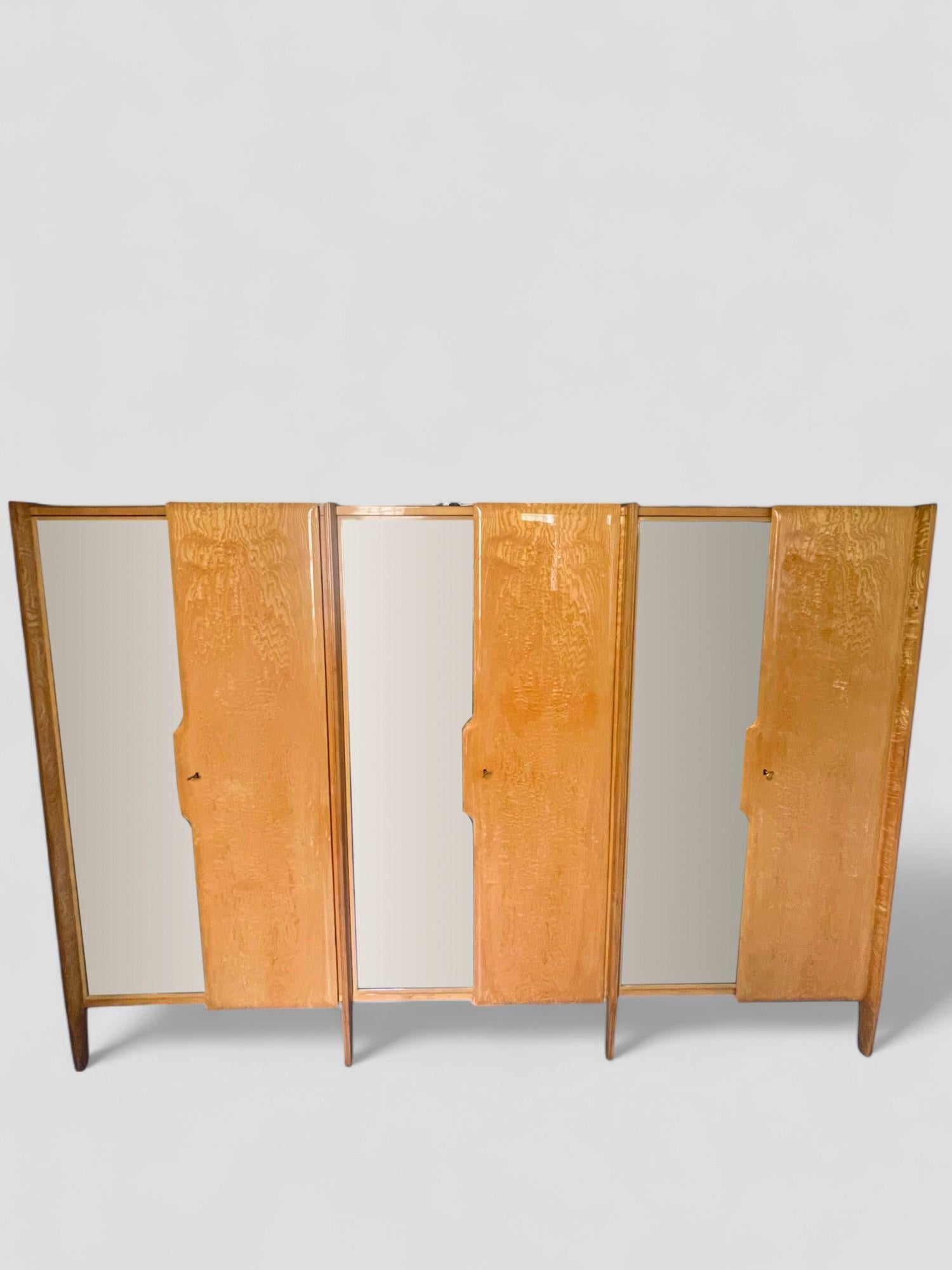 Mid-Century Modern Armoire-vestiaire italienne du milieu du siècle, designée par Giò Ponti, années 1950 en vente