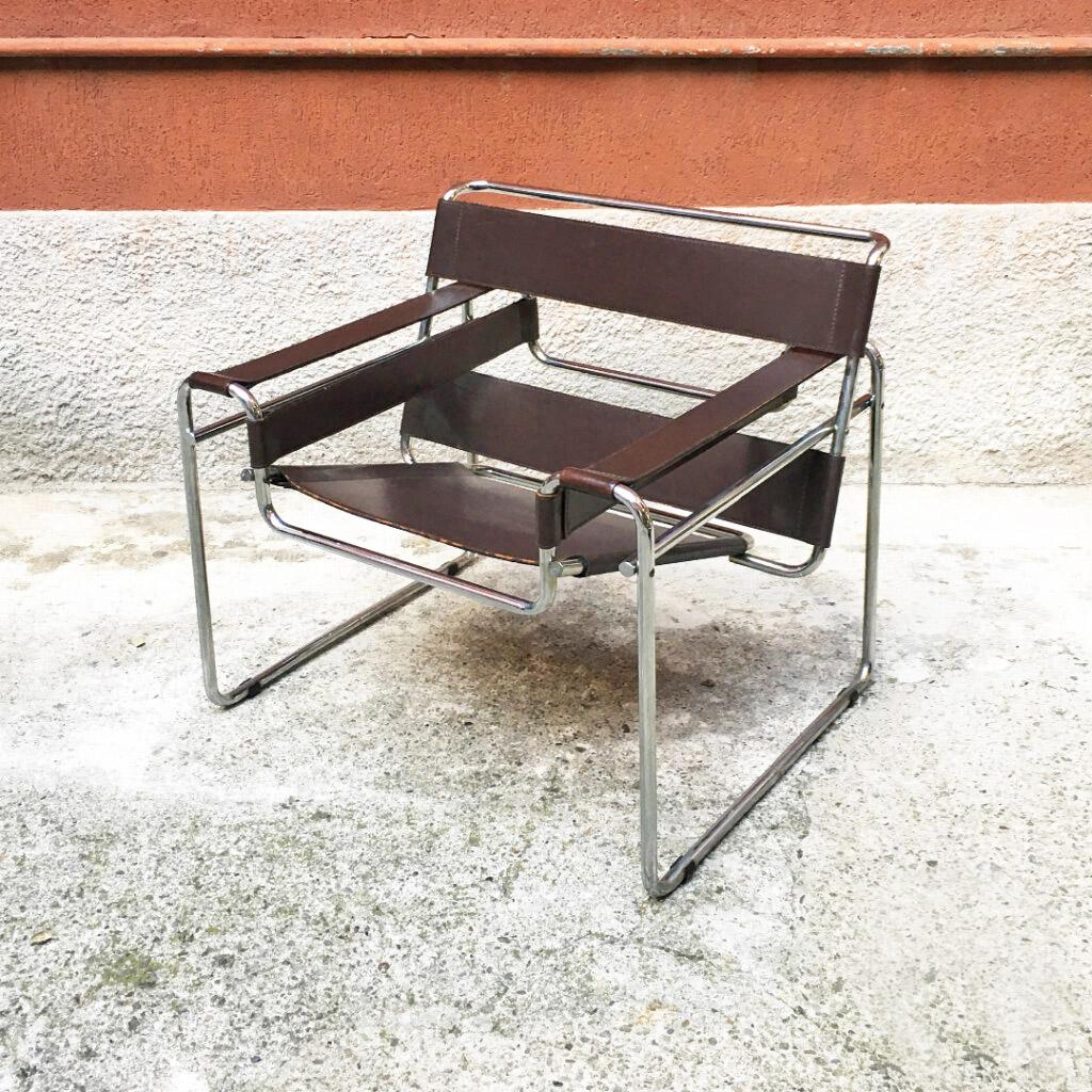 Steel Italian Mid-Century Wassily B3 Brown Leather Armchair by Breuer for Gavina, 1960 For Sale