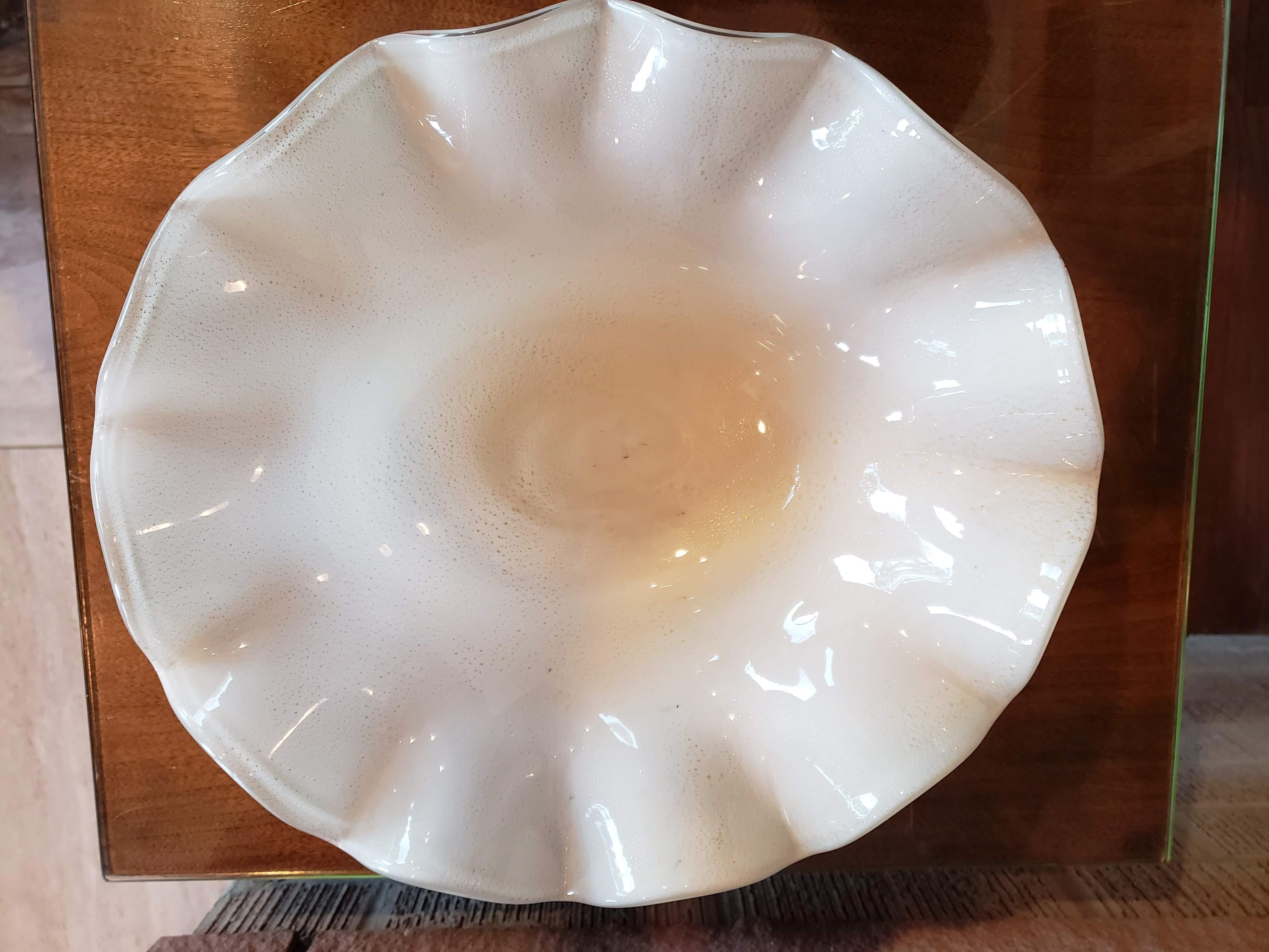 Italian Mid-Century White and 24k Gold Hand Blown Glass Bowl 1