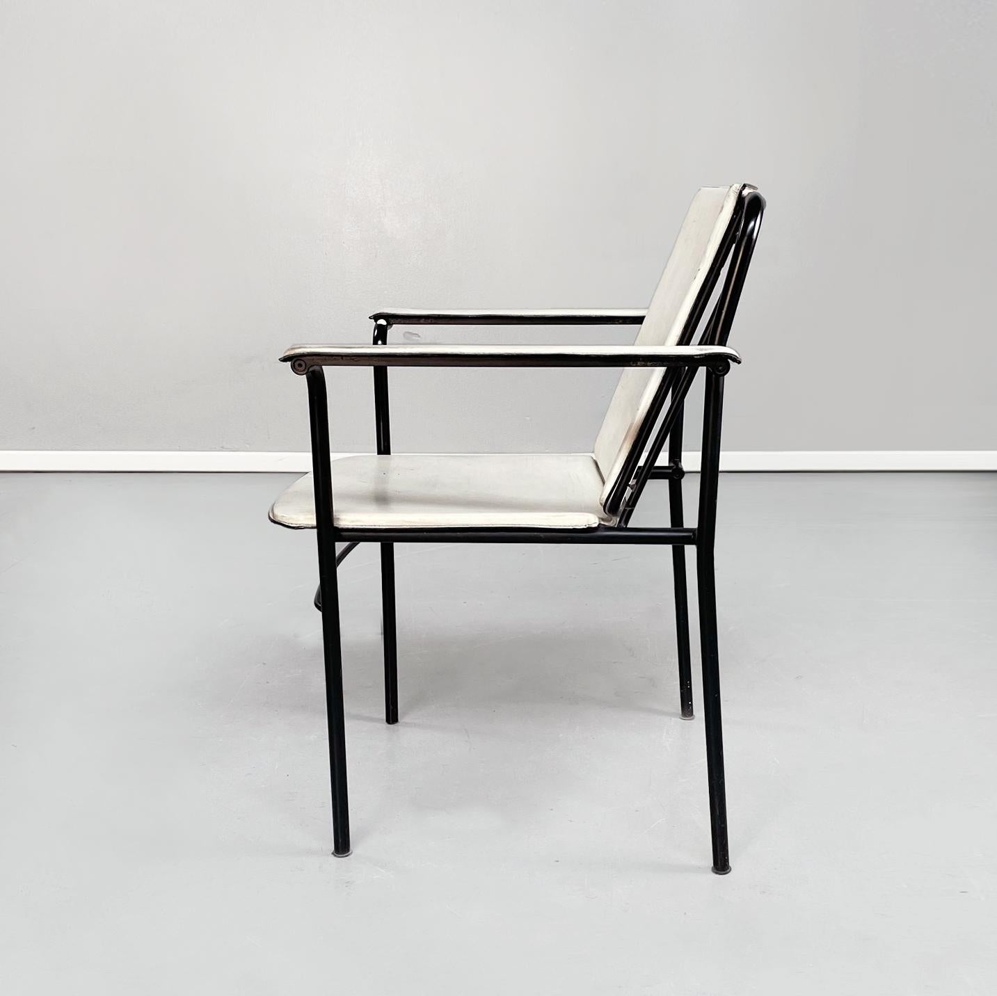 Mid-Century Modern Italian Mid-Century White Leather and Black Metal Chair, 1980s