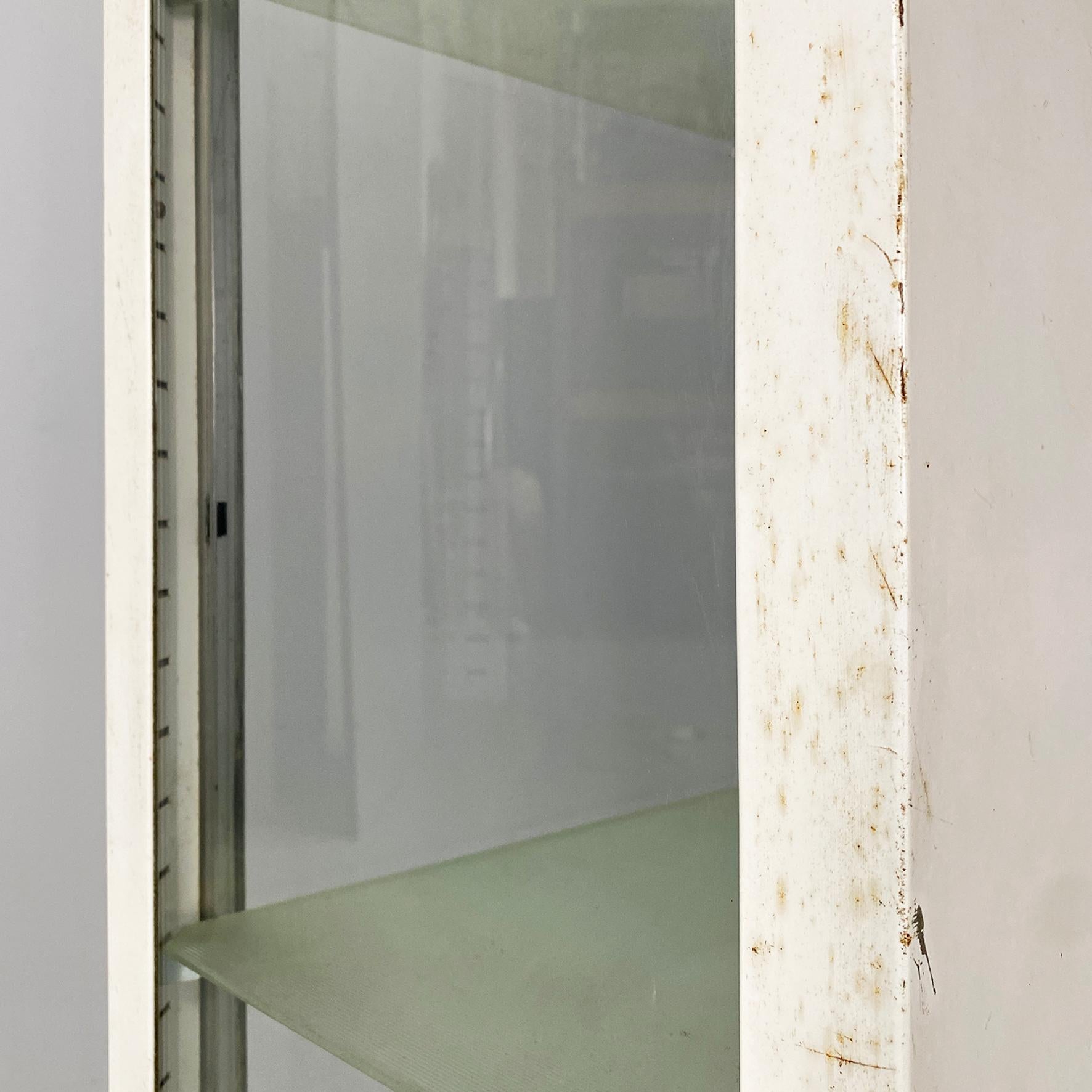 Italian mid-century white metal and glass old pharmacy display cabinet, 1950s im Angebot 6