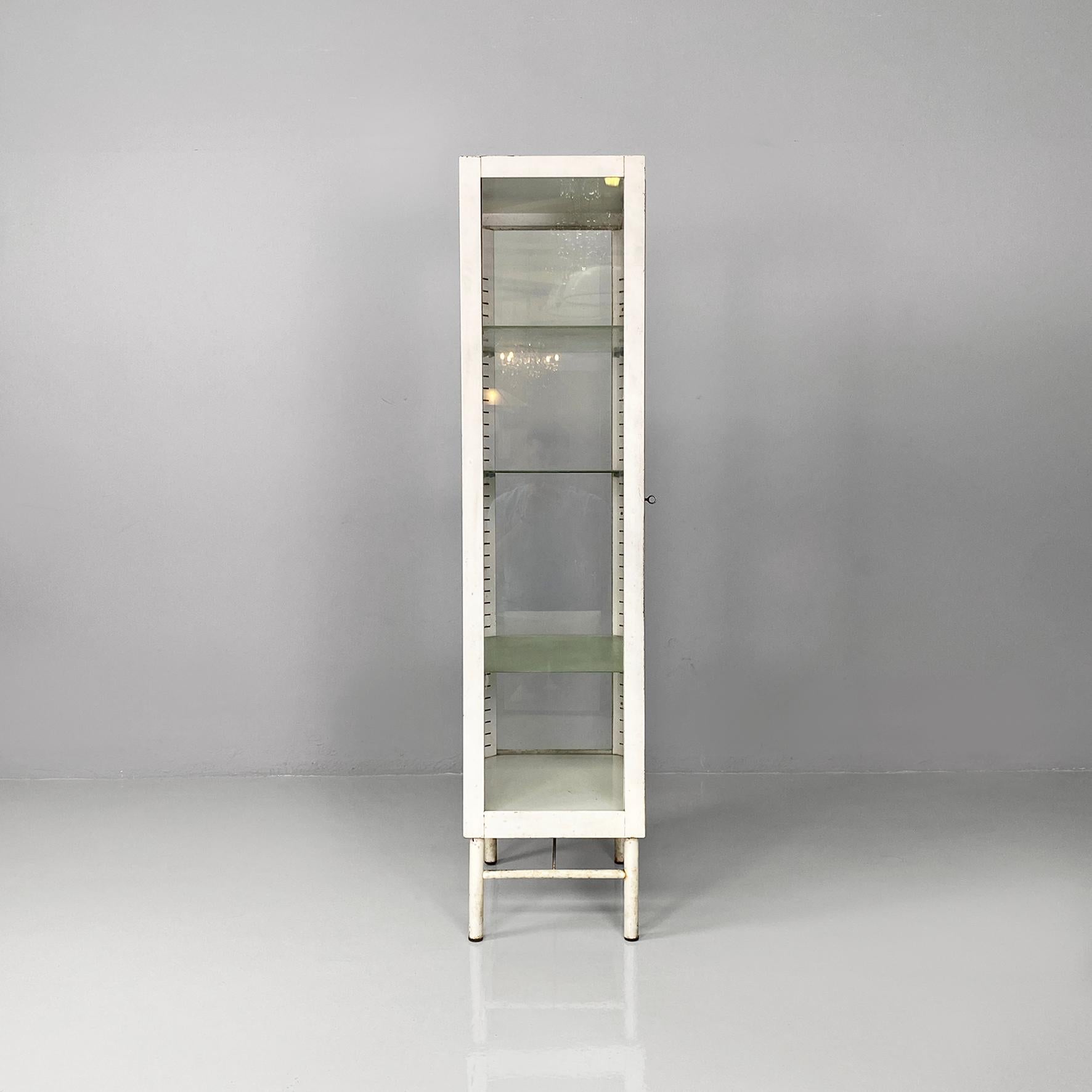 Italian mid-century white metal and glass old pharmacy display cabinet, 1950s im Angebot 10