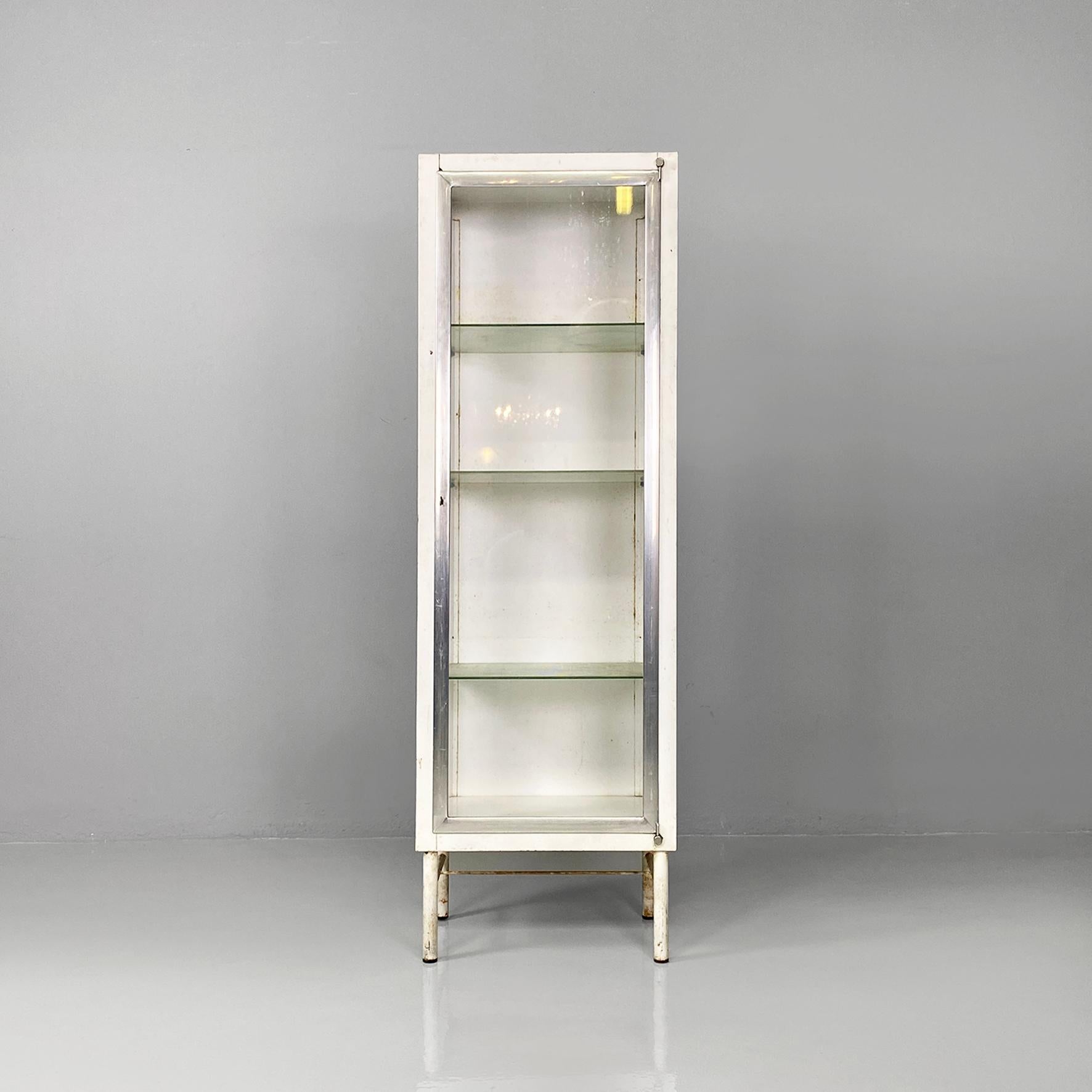 Italian mid-century white metal and glass old pharmacy display cabinet, 1950s im Angebot 11