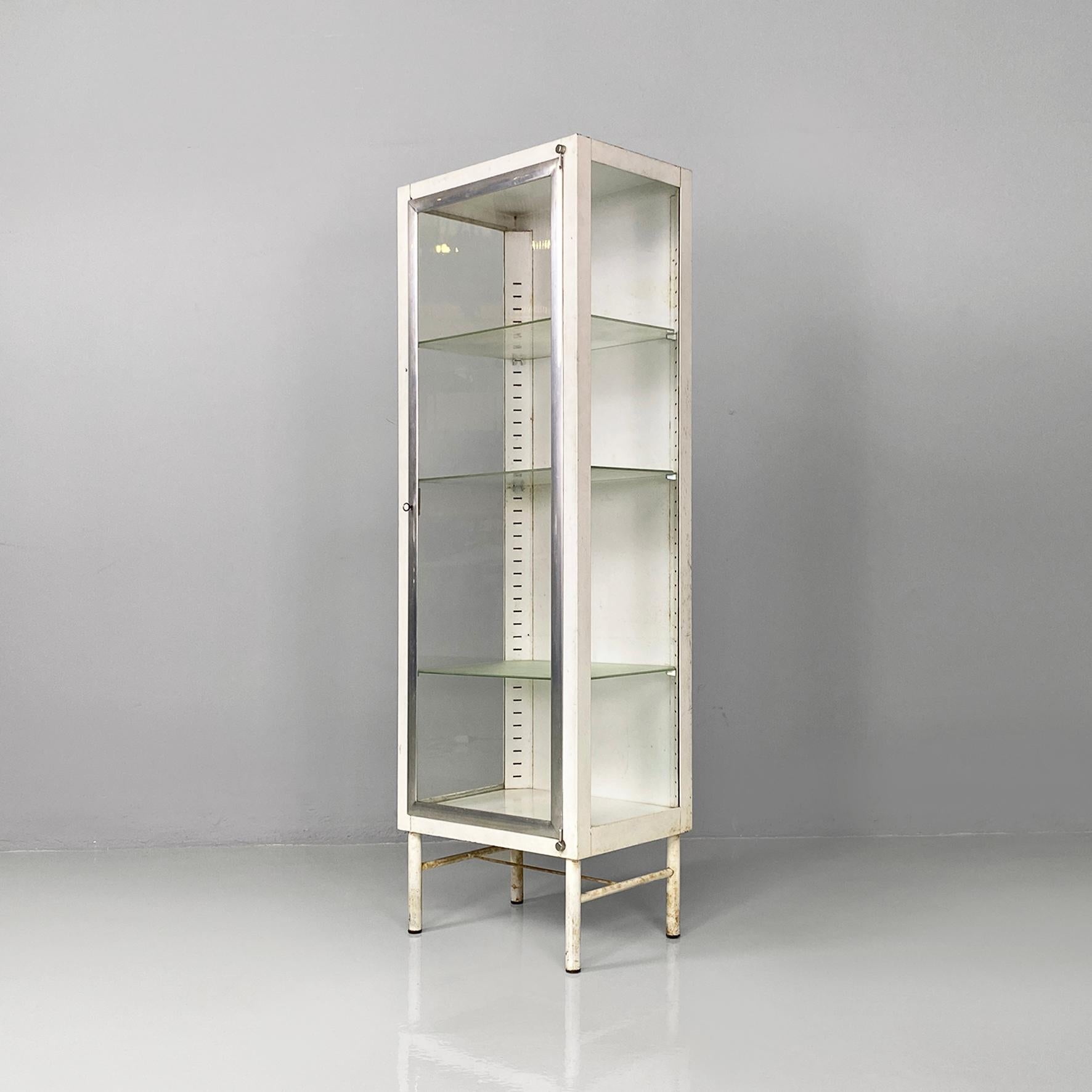 Italian mid-century white metal and glass old pharmacy display cabinet, 1950s im Angebot 12