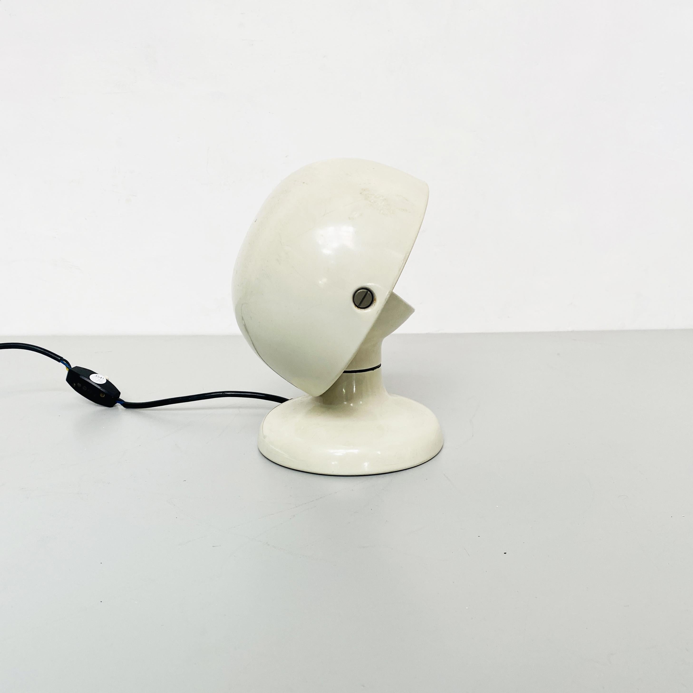 Milieu du XXe siècle Lampe de bureau italienne en métal blanc mi-siècle en forme de cruche de Tobia Scarpa pour Flos, 1963 en vente