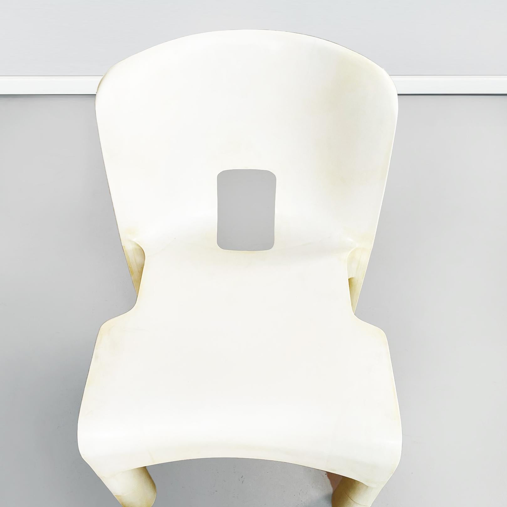 Italian Mid-Century White Plastic Chairs 860 by Joe Colombo for Kartell, 1970s 1