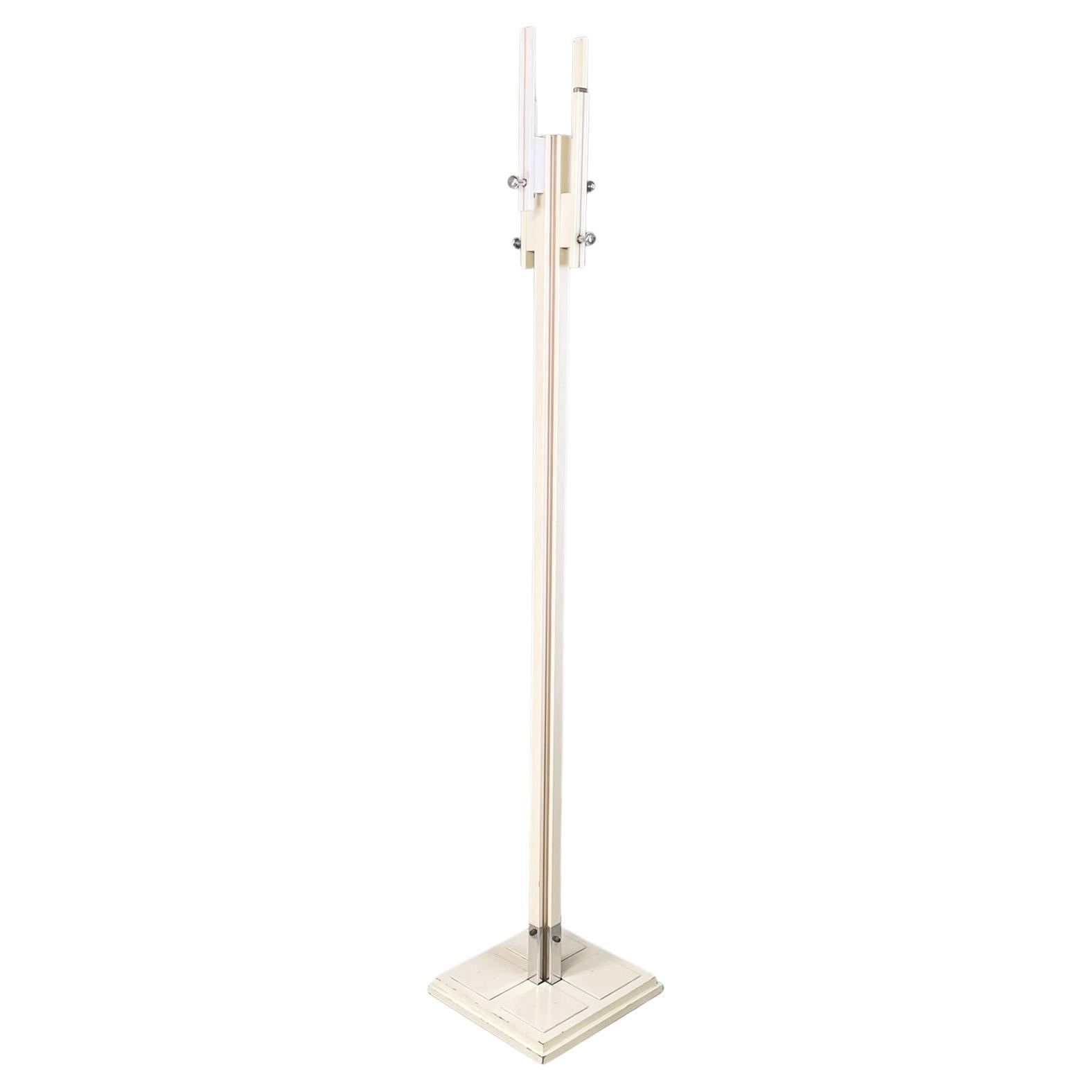 Italian Midcentury White Wood Metal Coat Stand by Carlo de Carli for Fiarm, 1960 For Sale