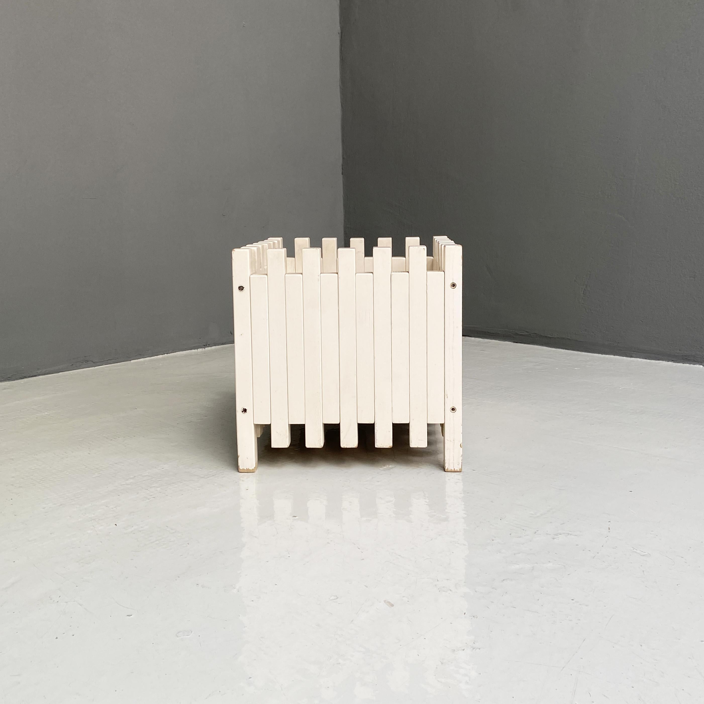 Mid-Century Modern Italian Mid-Century White Wooden Planter by Ettore Sottsass for Poltronova, 1961