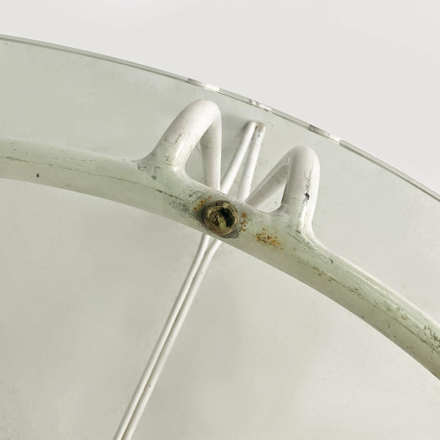 Table de jardin italienne du milieu du siècle dernier en fer forgé blanc et verre, années 1960 en vente 4