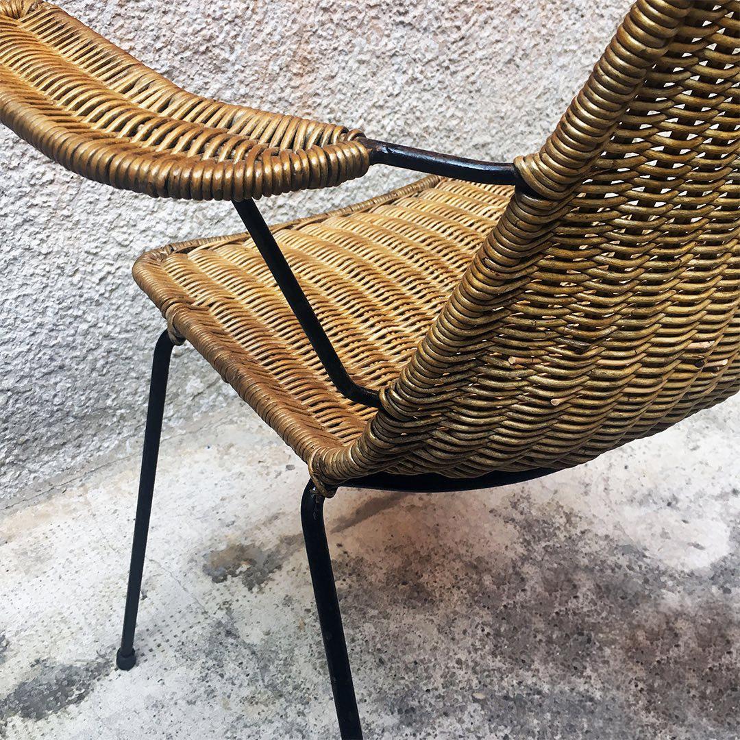 Italian Midcentury Wicker Chair with Armrest by Campo e Graffi, 1950s In Good Condition In MIlano, IT