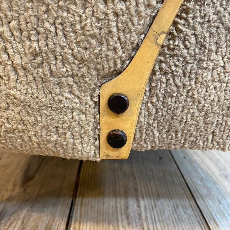 Canapé italien à dossier pivotant du milieu du siècle en vente 1