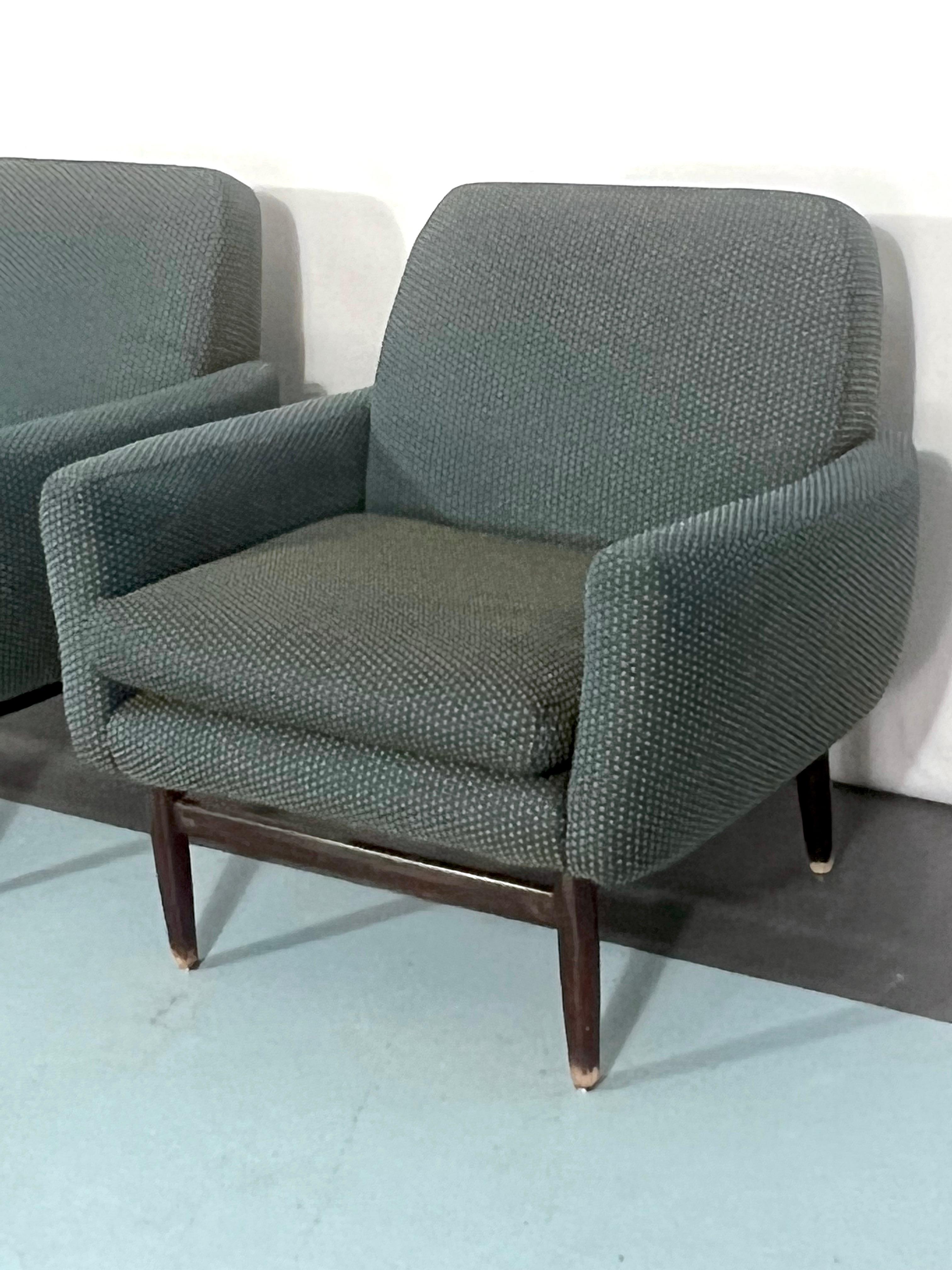 Italian Mid-century wood modern armchairs from 60s In Good Condition For Sale In Catania, CT