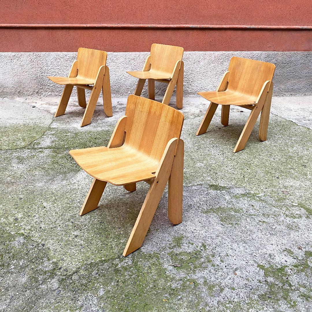 Italian mid century solid wood set of Peota chairs by Gigi Sabadin for Stilwood, 1970s
Set of four chairs mod. Peota, in curved solid wood with asymmetrical 