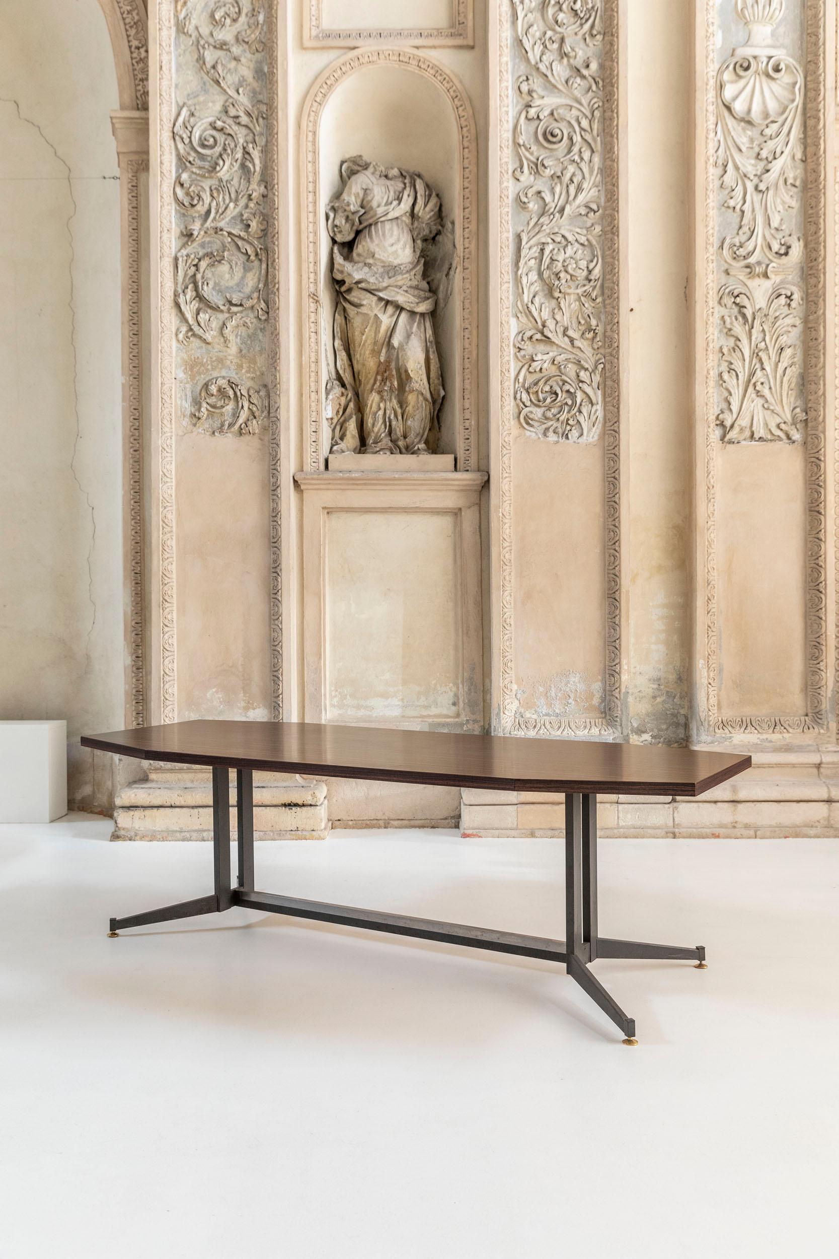 Mid-Century Modern Italian Mid-Century Wood Table Attributed to Gio Ponti for Rima Padova 