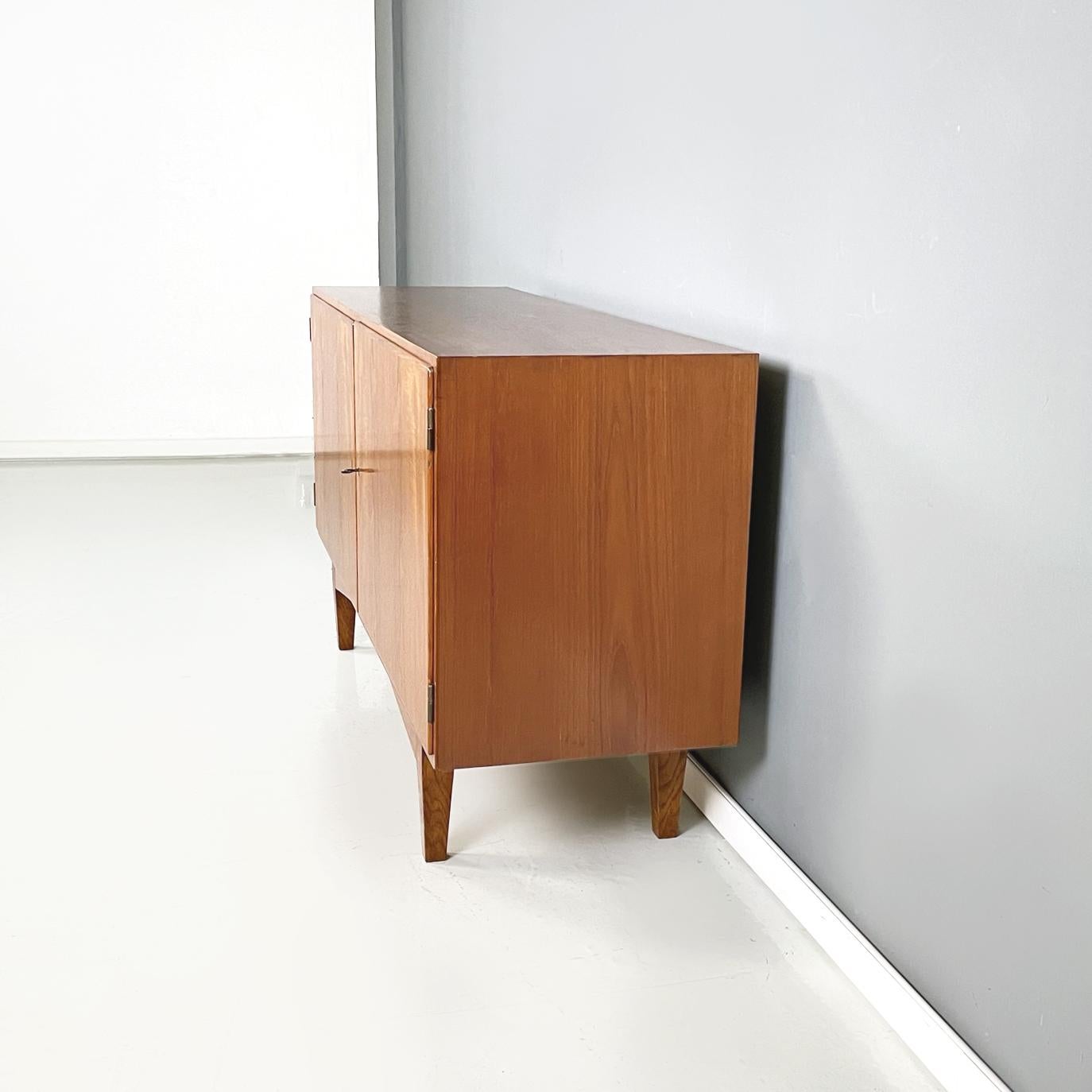 Italian Midcentury Wooden Sideboard with Drawer and Shelves, 1960s In Good Condition For Sale In MIlano, IT