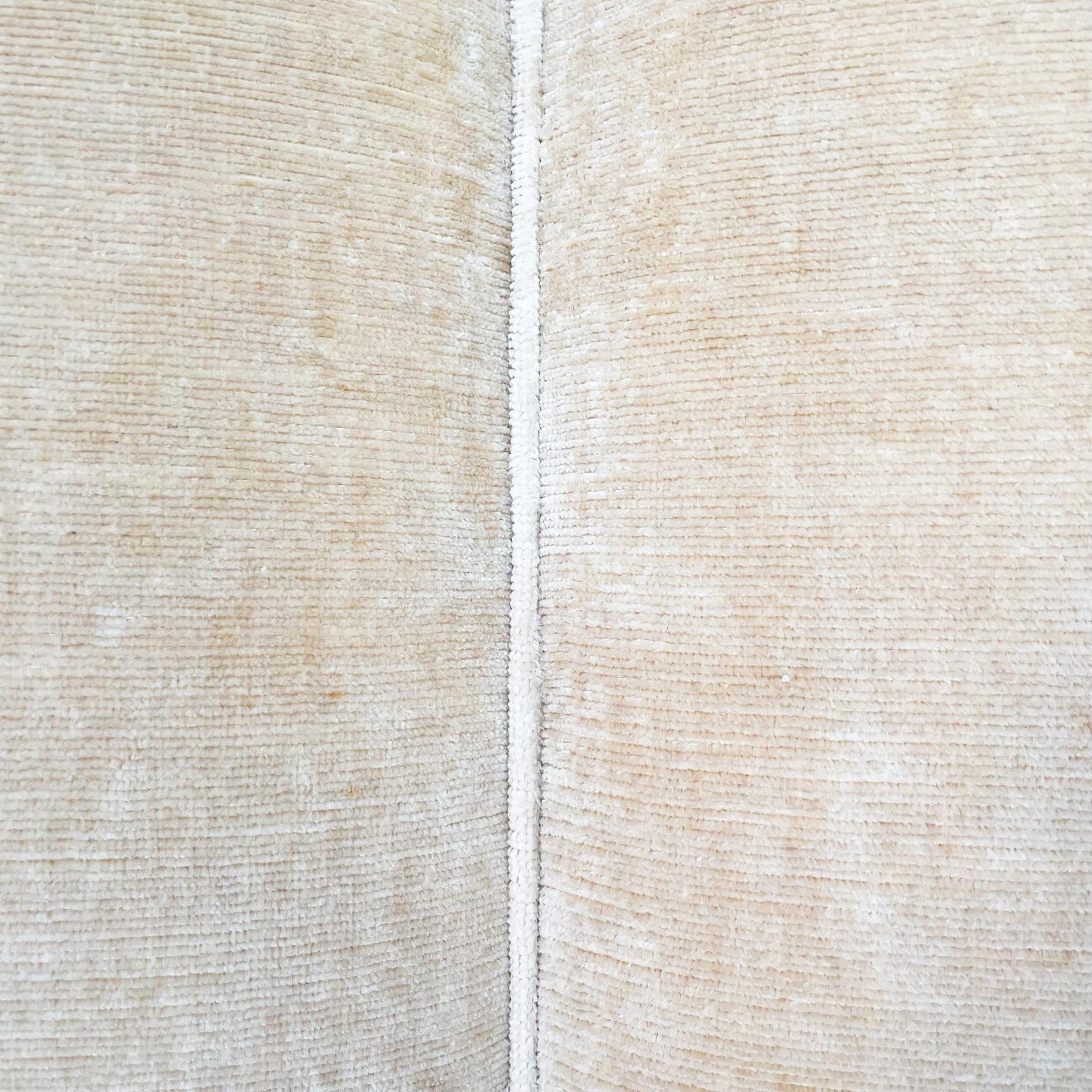 Canapé italien en bois de style mi-siècle moderne en tissu beige, années 1960 en vente 4