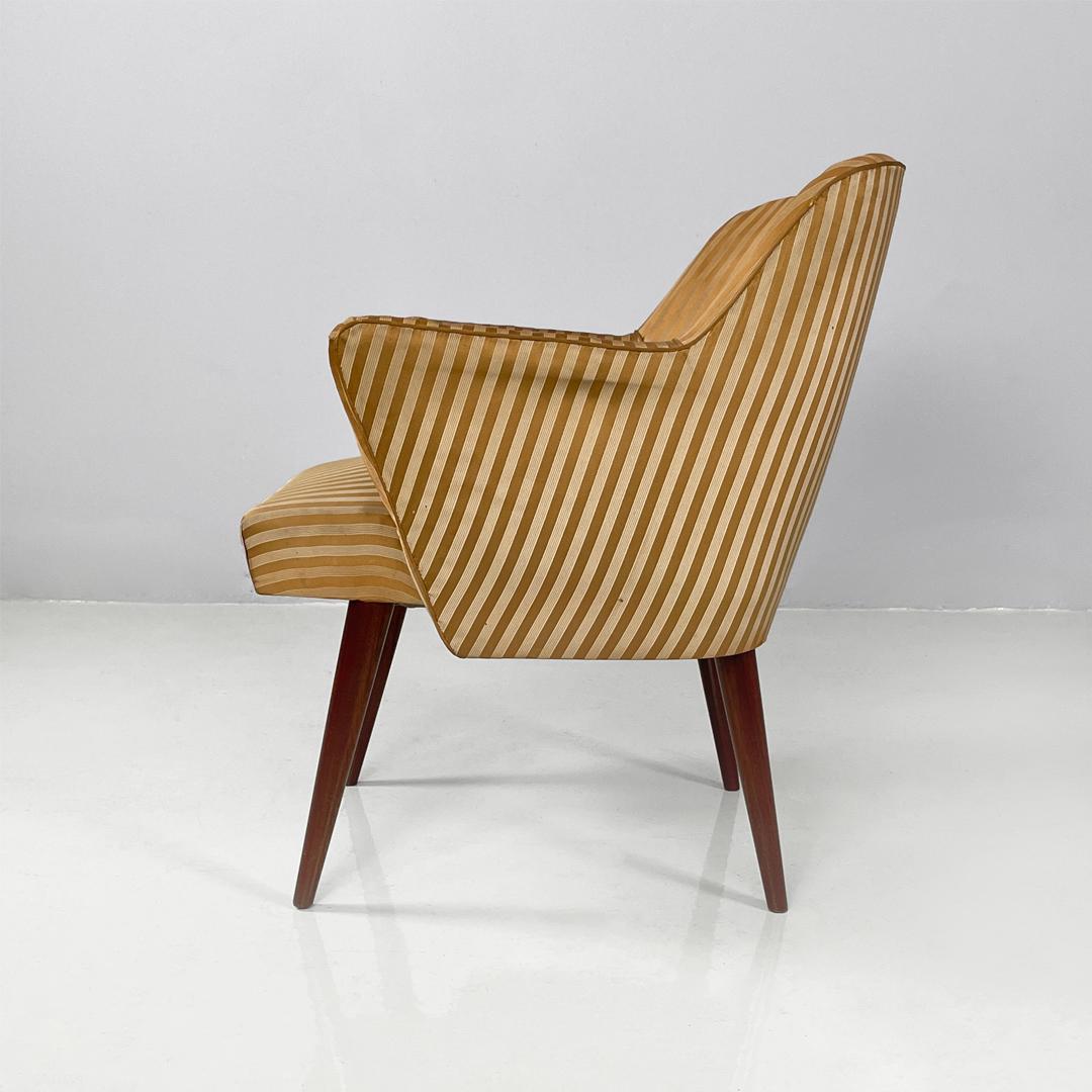 Sillones italianos de madera a rayas de mediados de siglo, años 50 en Desgastado estado para la venta en MIlano, IT