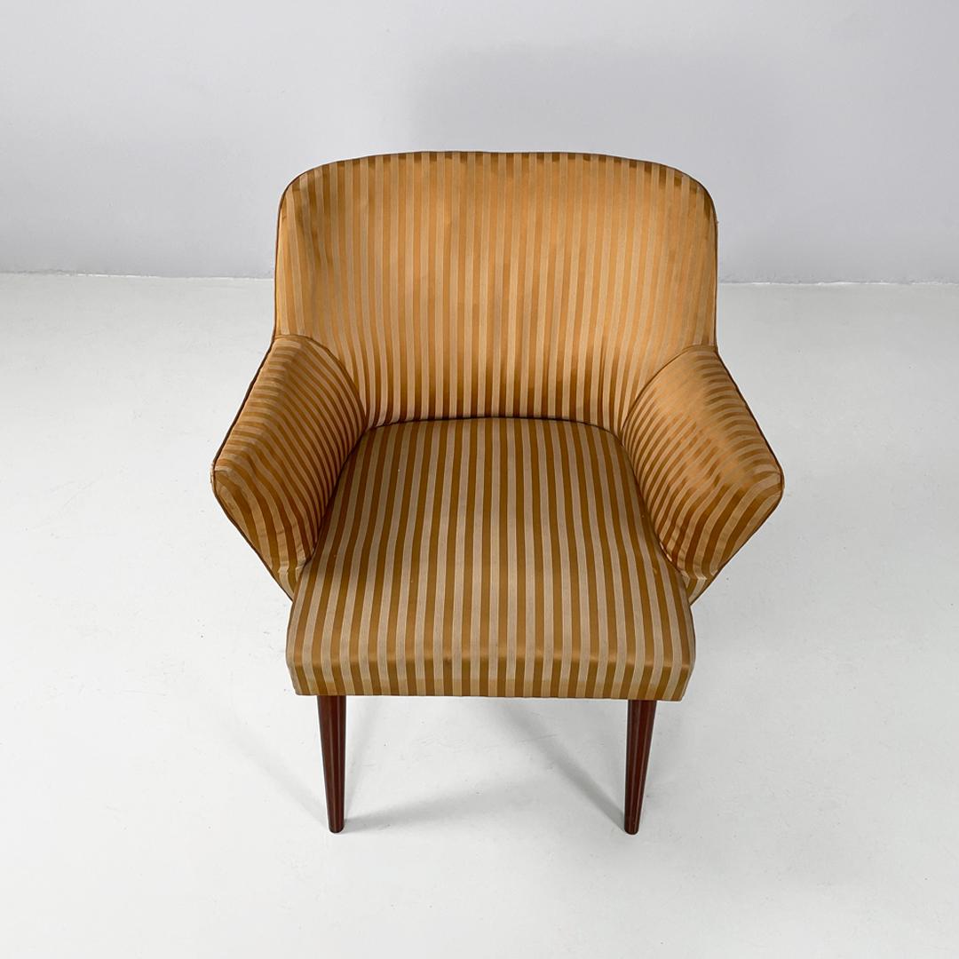 Sillones italianos de madera a rayas de mediados de siglo, años 50 en venta 1