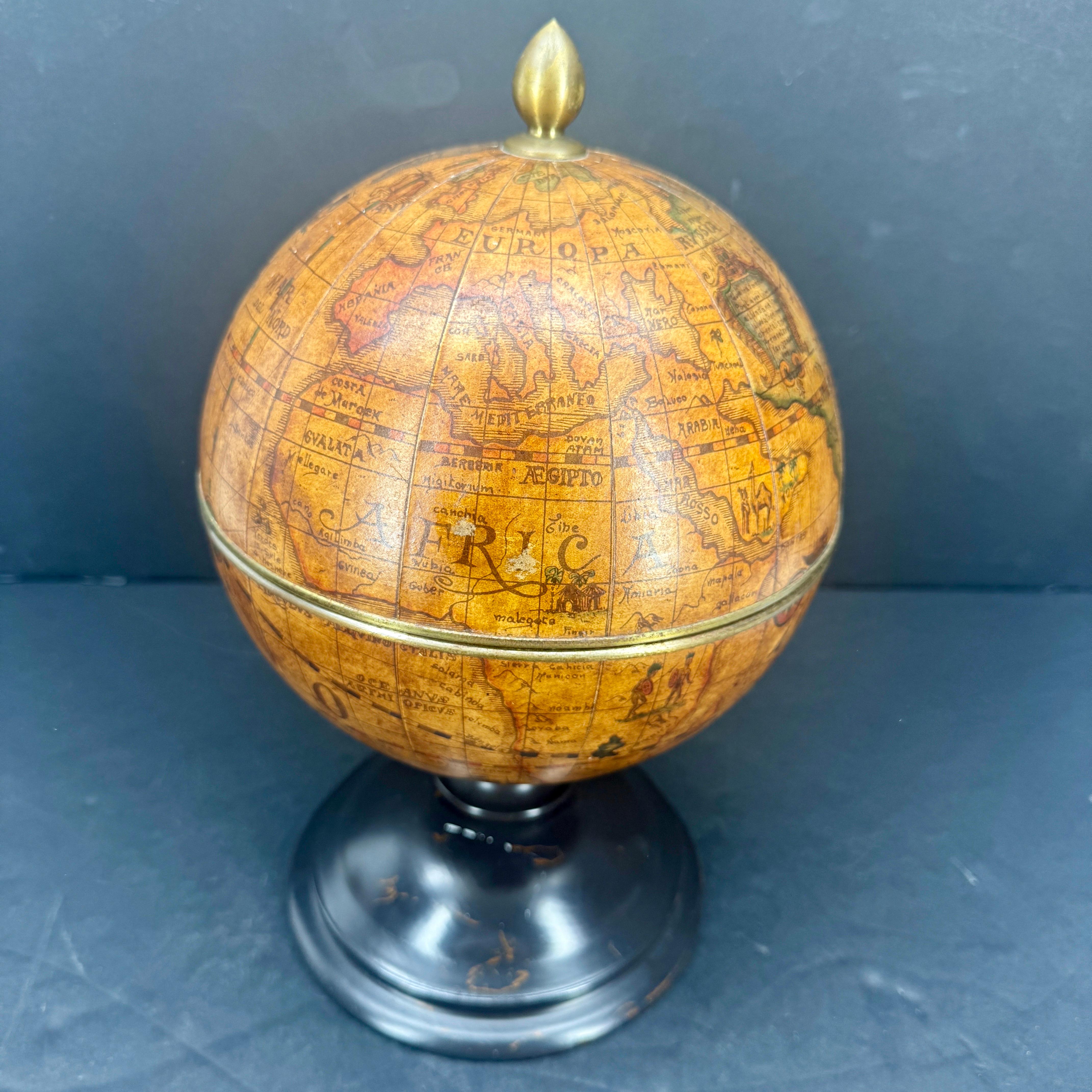 Cubitera Italiana Globo Mundial de Mitad de Siglo sobre Soporte de Madera en venta 8
