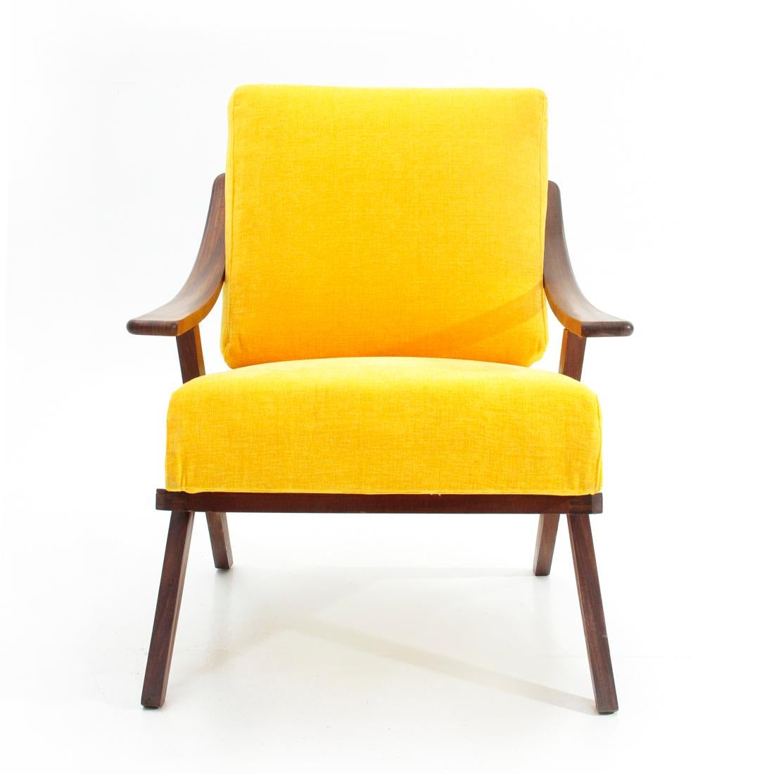 Italian Midcentury Yellow Armchair, 1960s In Good Condition In Savona, IT
