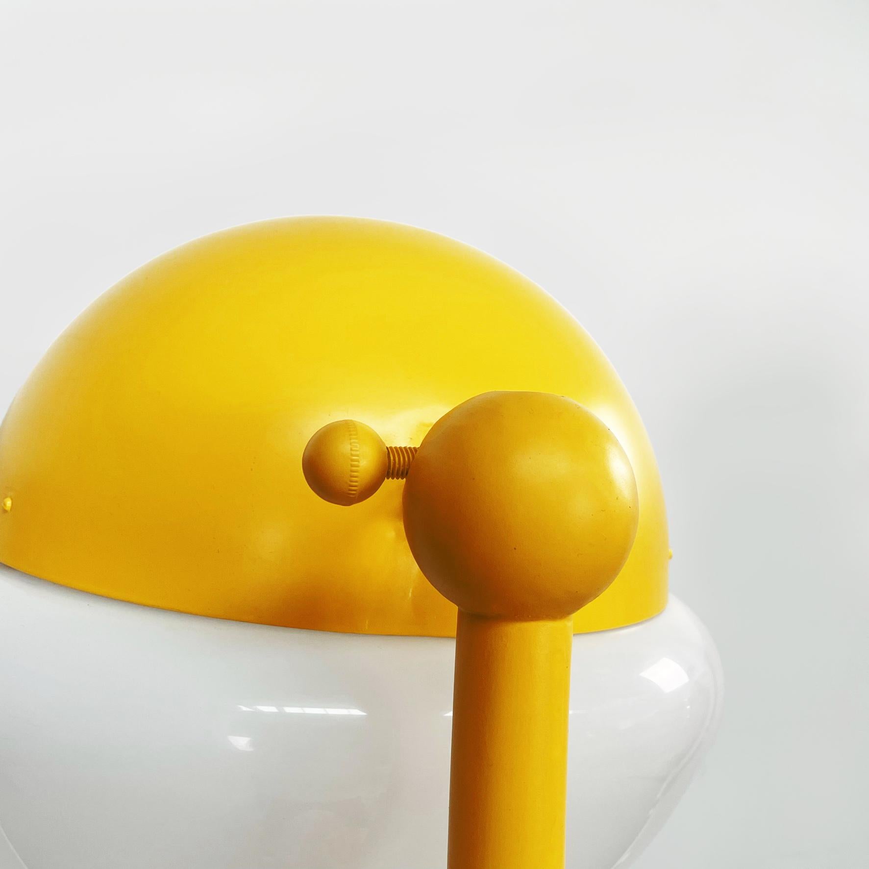 Italian Mid-Century Yellow Floor Lamp Locus Solus Gae Aulenti Poltronova, 1960s 7