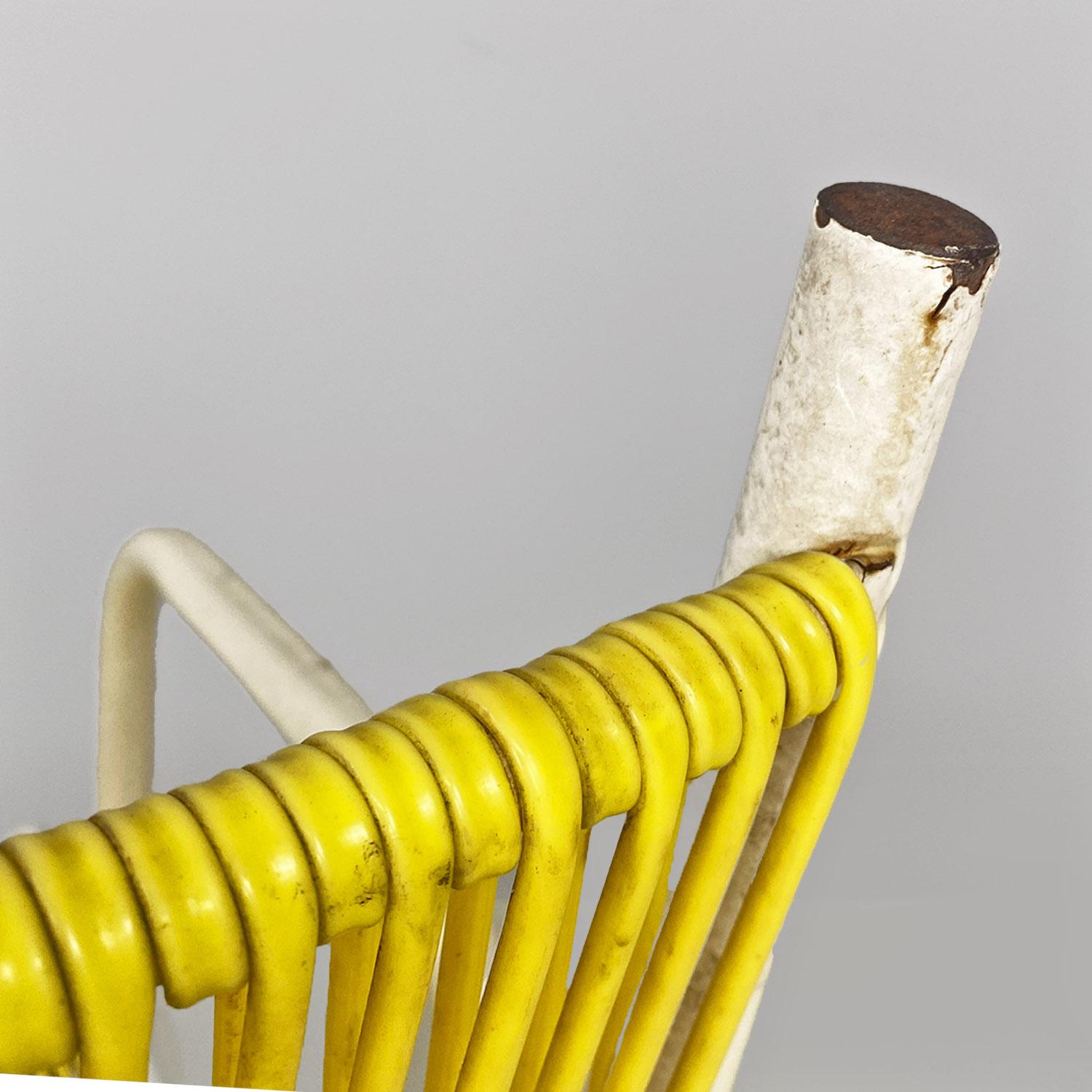 Italian mid century yellow plastic and white metal two seater bench, 1950s For Sale 3