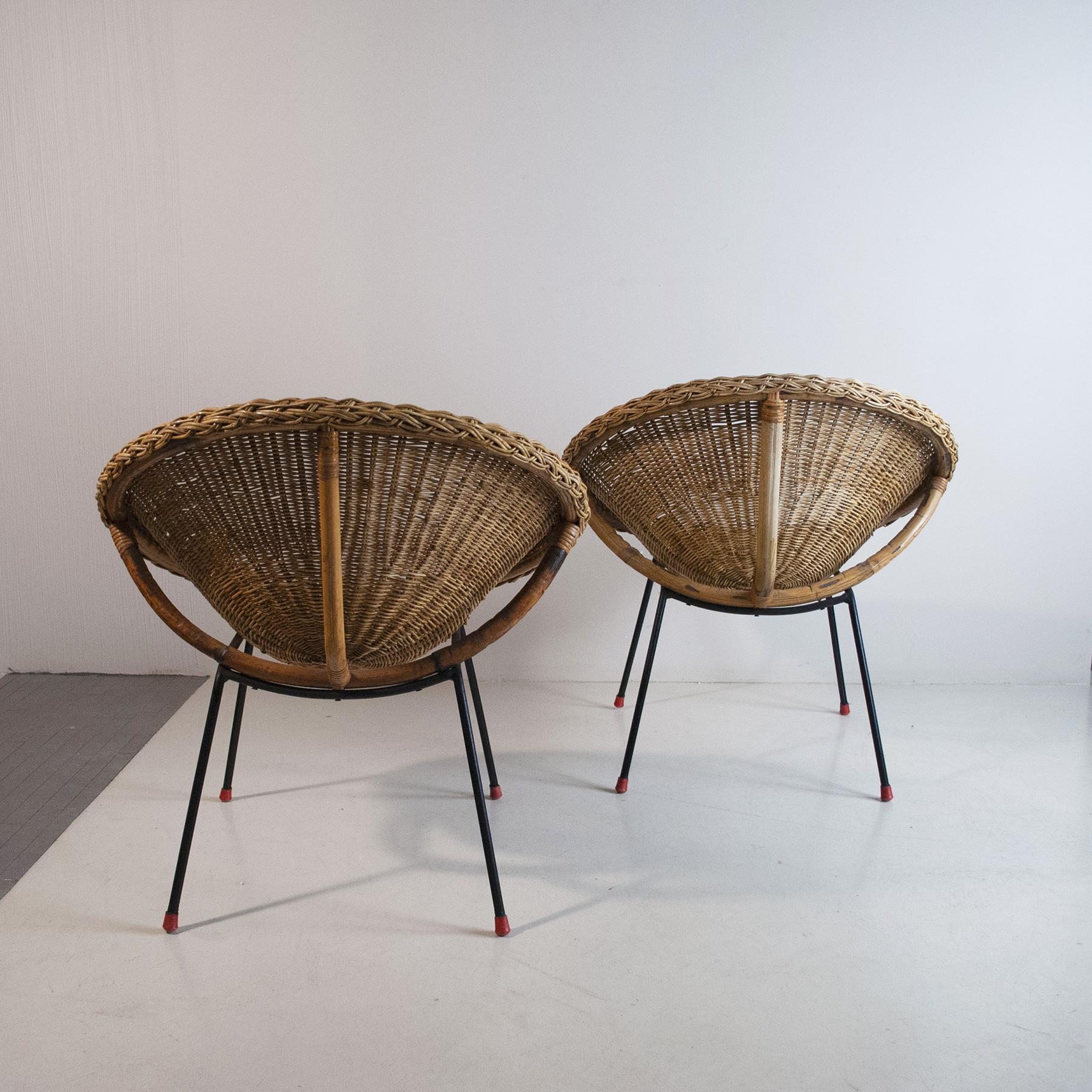 Italian Midcentury 1960s Eggs Cane Chairs In Good Condition For Sale In bari, IT