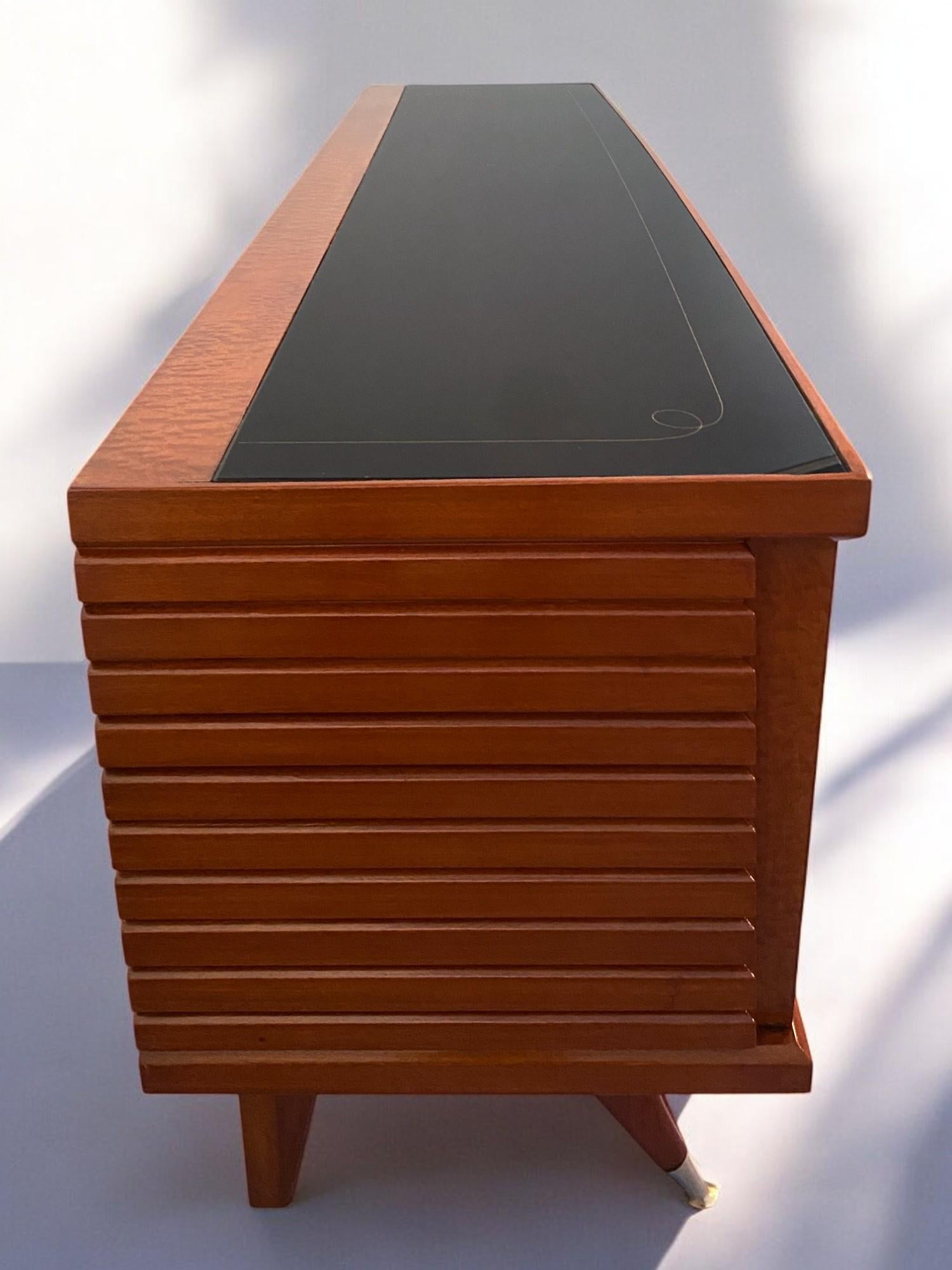 Ottone Credenza Amboyna Briar di Vittorio Dassi, 1950 in vendita