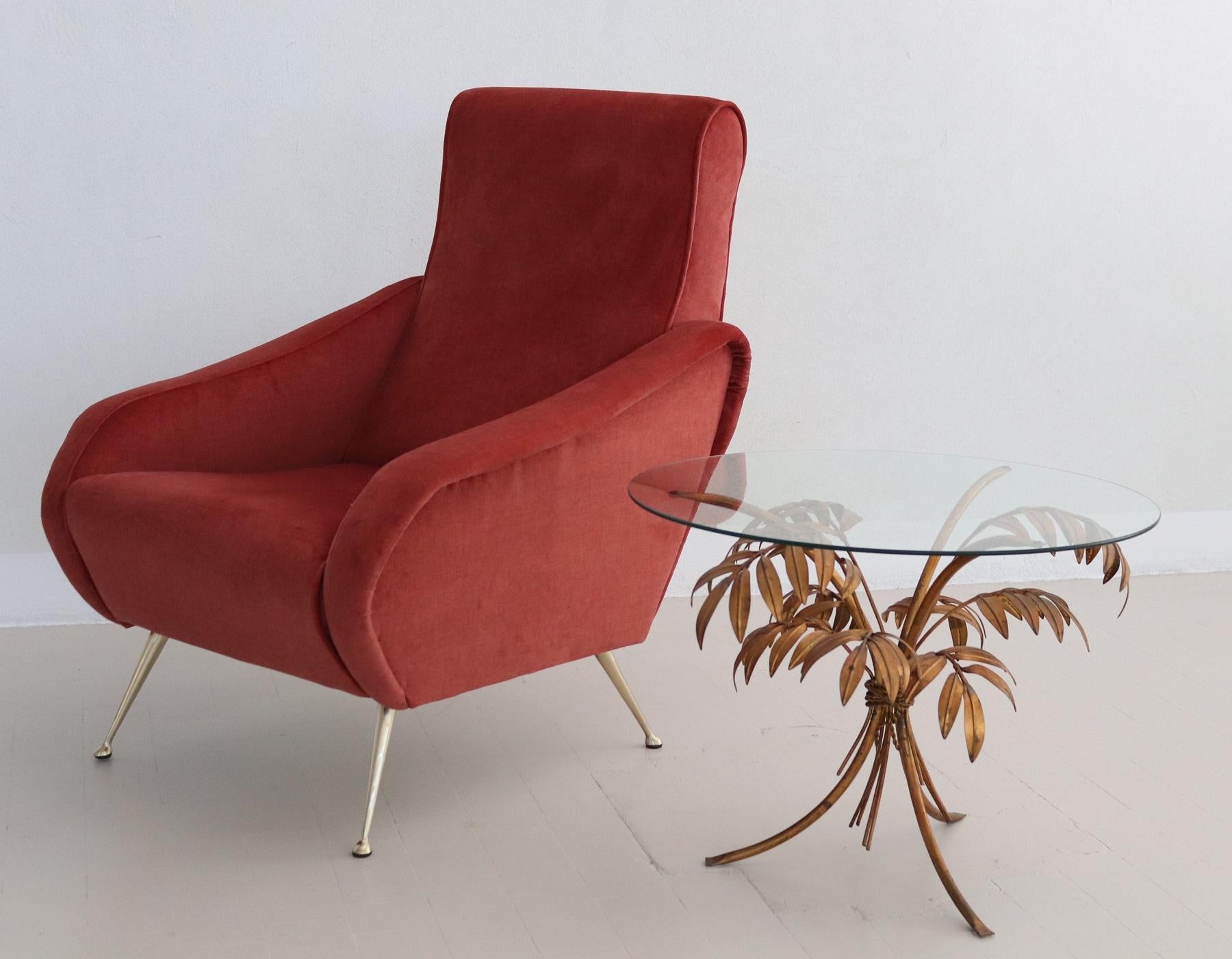 Italian Midcentury Armchair in Lobster Color Velvet and Brass Legs, 1950s In Good Condition In Morazzone, Varese