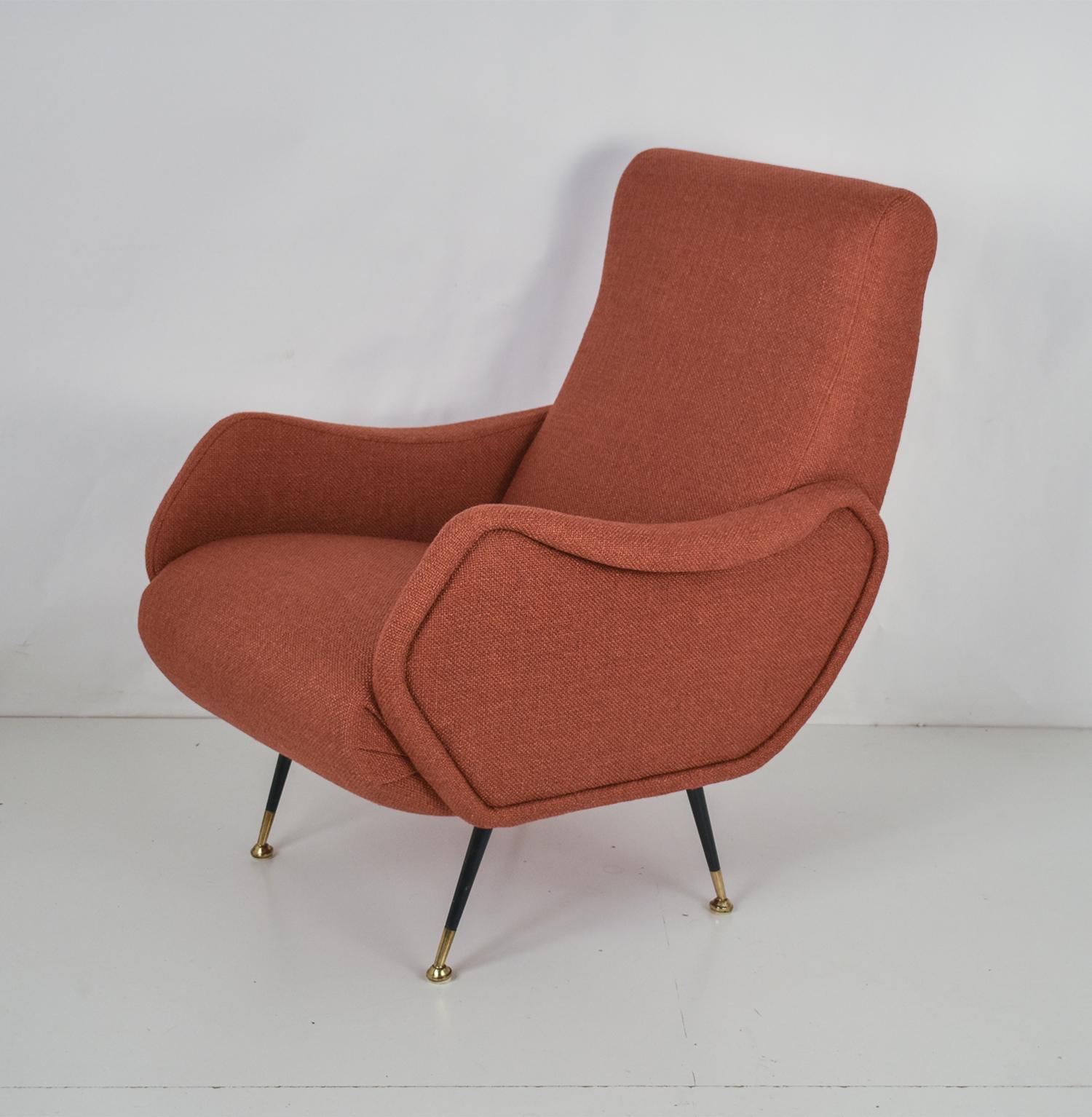 Italian Midcentury Armchair in the Style of Marco Zanuso  , reupholstered 1950's In Good Condition In Barcelona, Cataluna