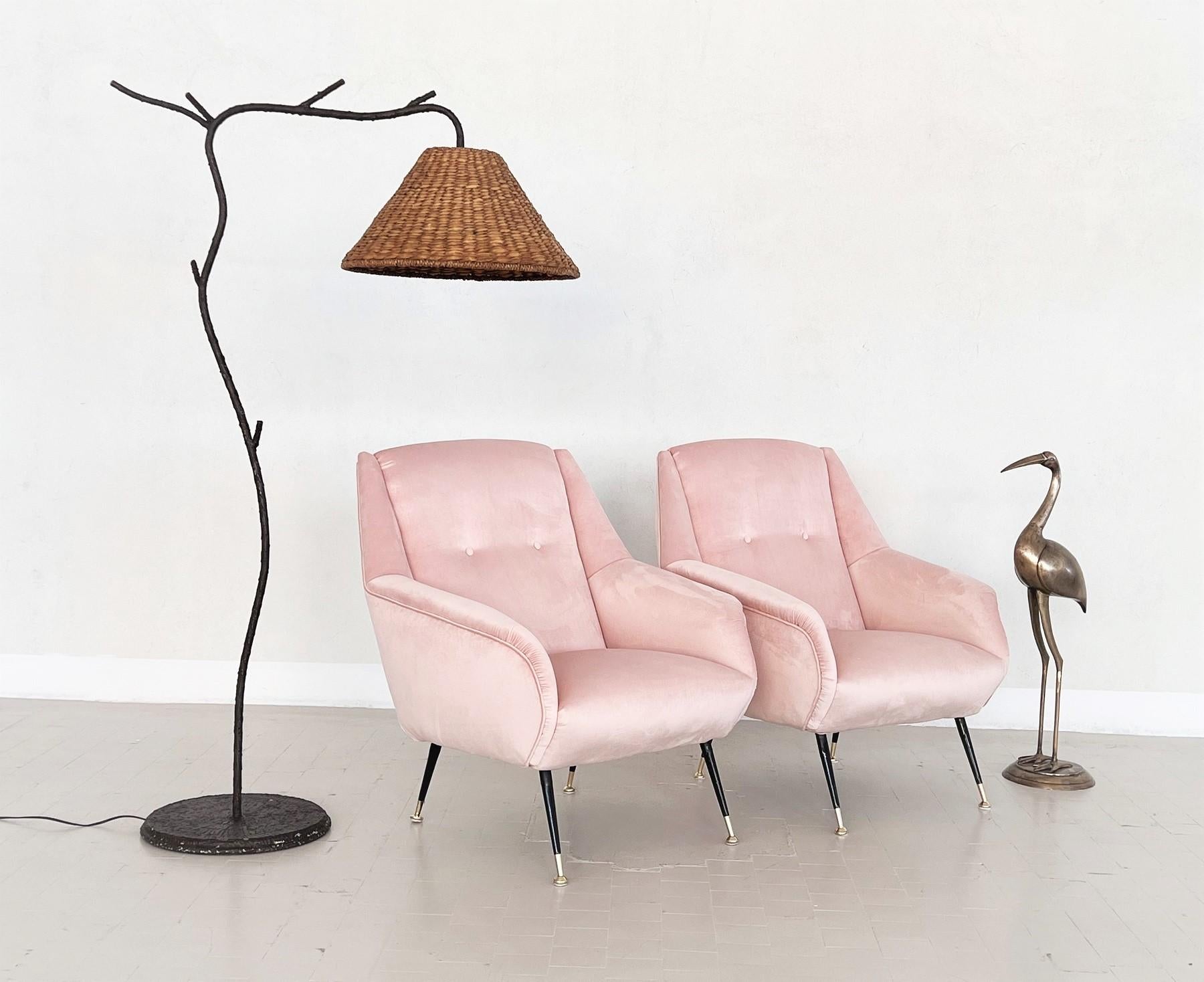 Italian Midcentury Armchairs in Soft Pink Velvet and Brass Tips, 1950s For Sale 9