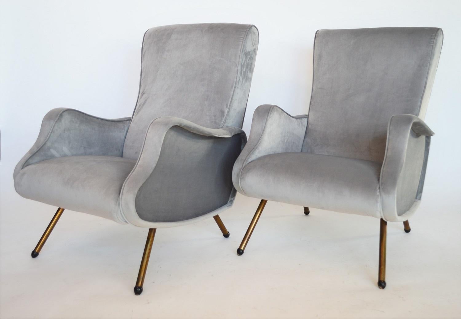 Italian Midcentury Armchairs Restored and Reupholstered in Grey Velvet, 1950s 8