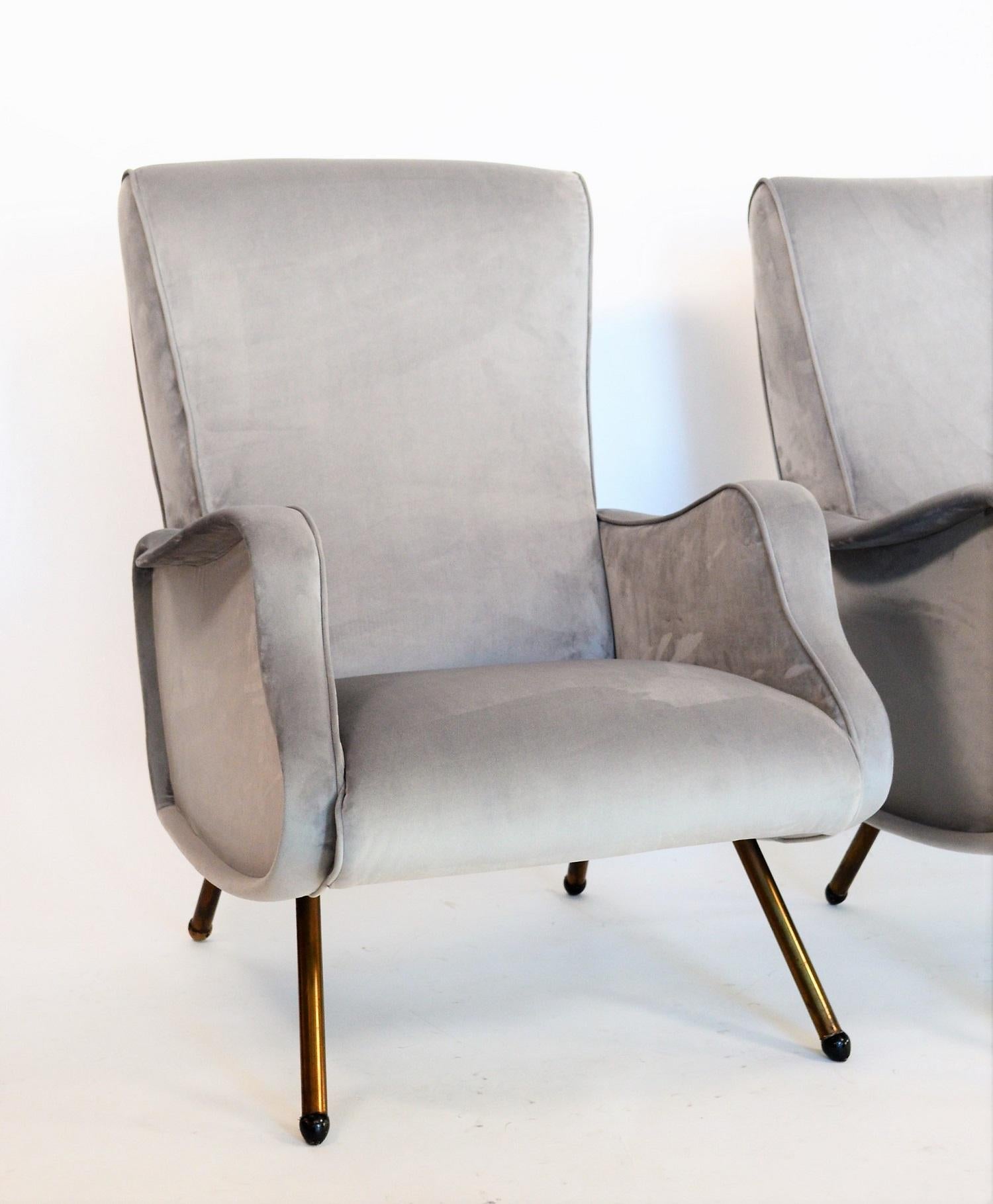 Italian Midcentury Armchairs Restored and Reupholstered in Grey Velvet, 1950s 1
