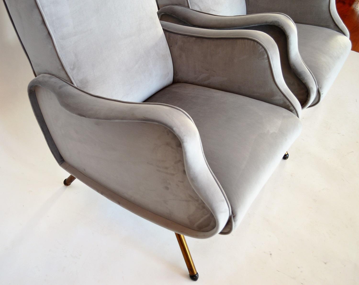 Italian Midcentury Armchairs Restored and Reupholstered in Grey Velvet, 1950s 4