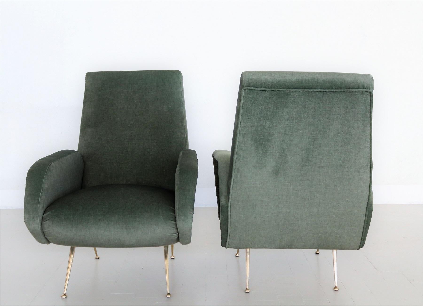 Italian Midcentury Armchairs Restored in Green Velvet with Brass Feet, 1950s 3