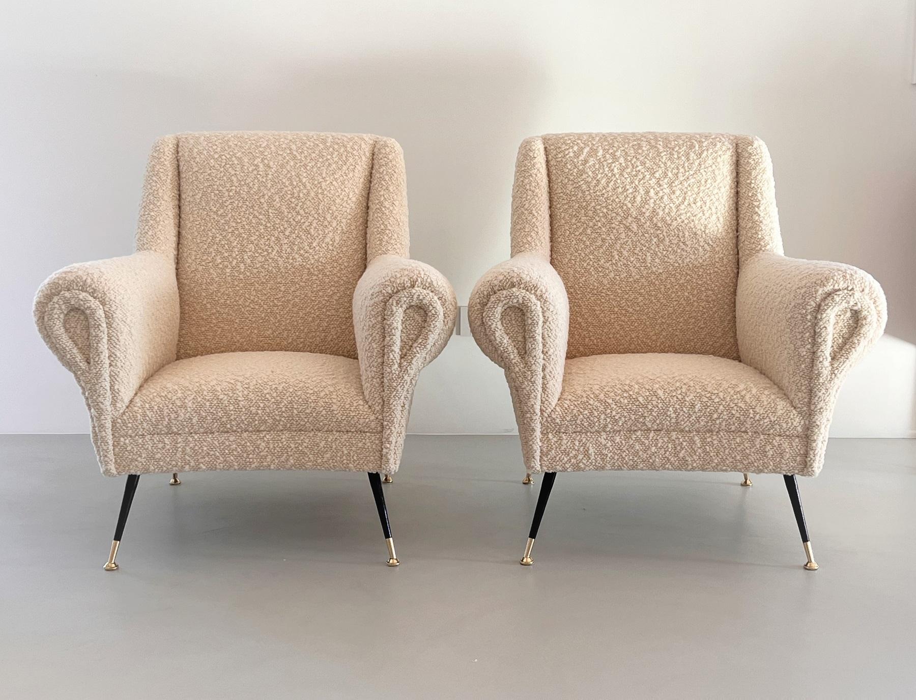Italian Midcentury Armchairs with new Bouclé Upholstery and Brass Feet, 1970s 13